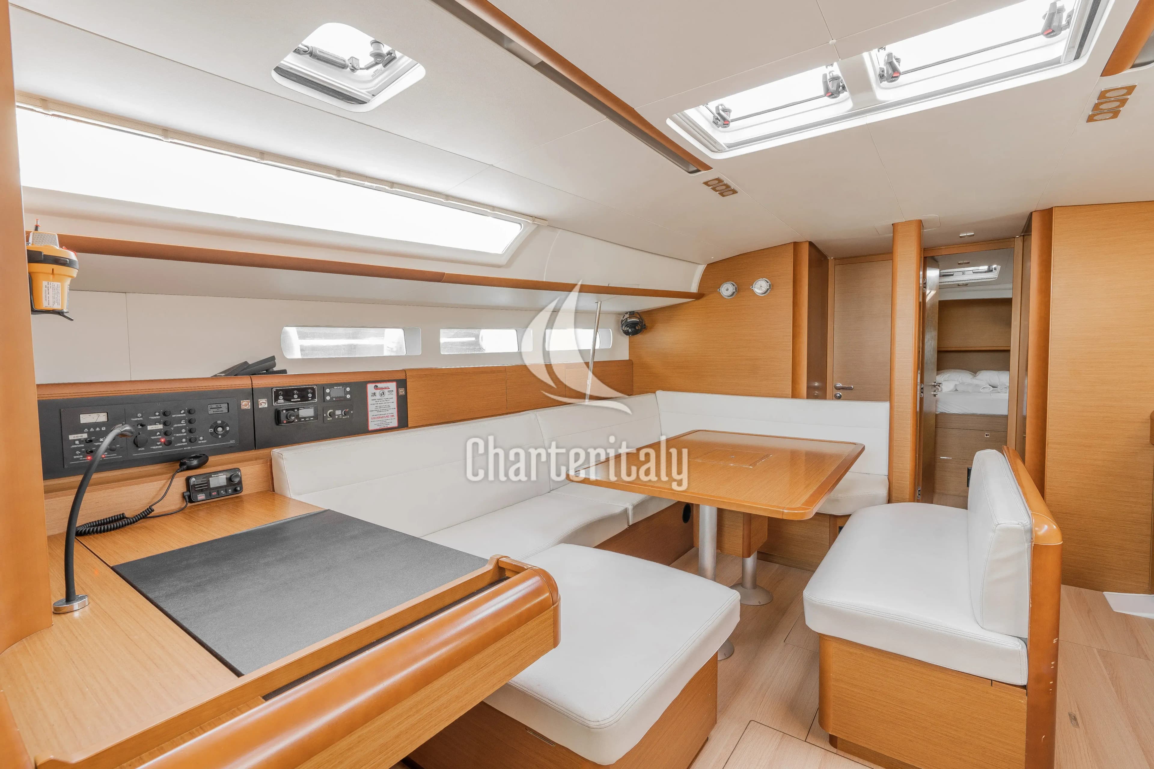 Sun Odyssey 519 - PERRO BLANCO - 8