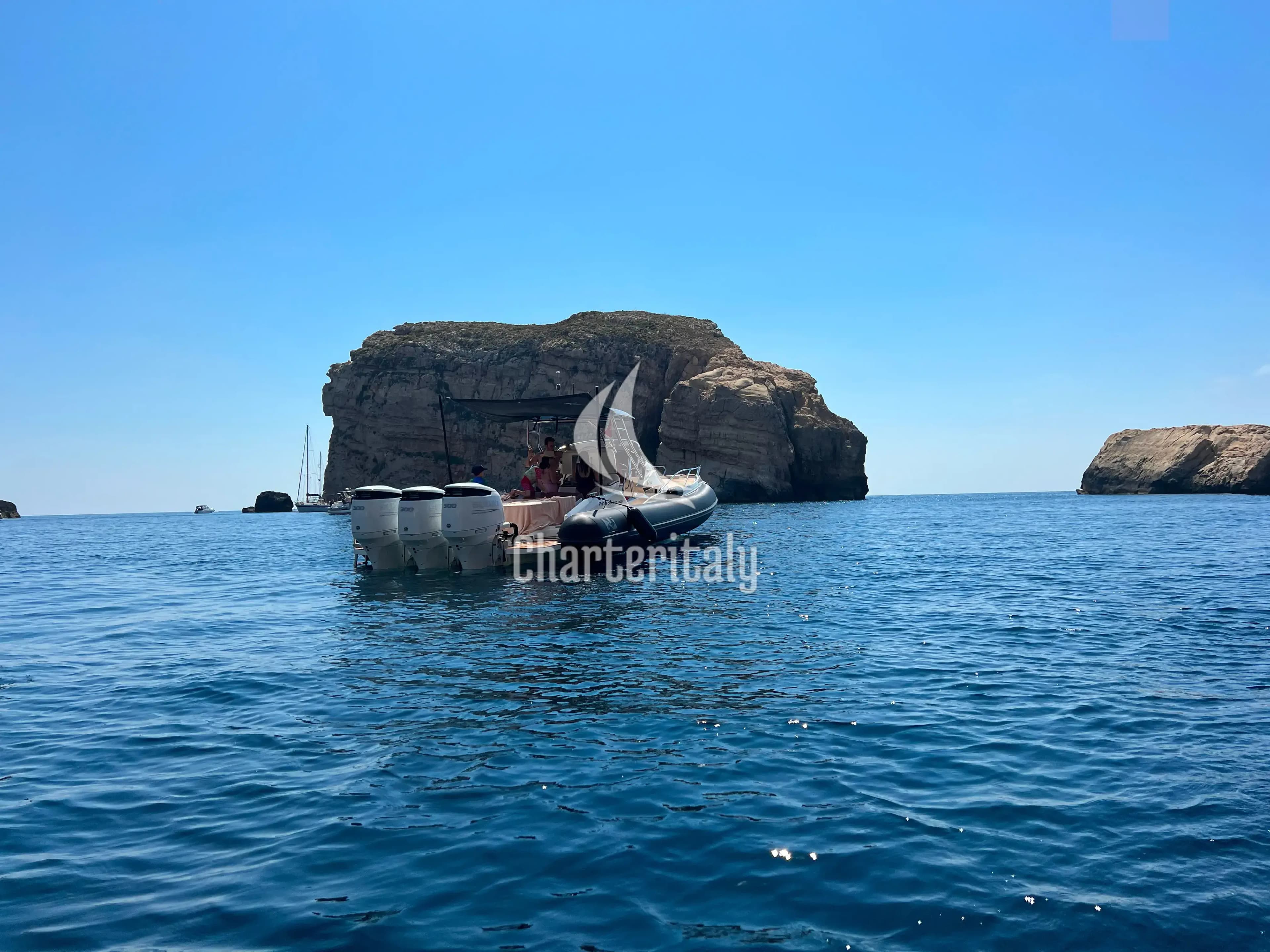 Nuova Jolly Prince 38 Sport Cabin - Ethan Jo - 4