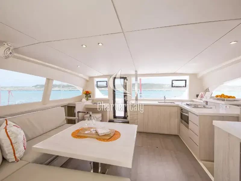 Leopard 40 - Sunsail 404 Classic - 6