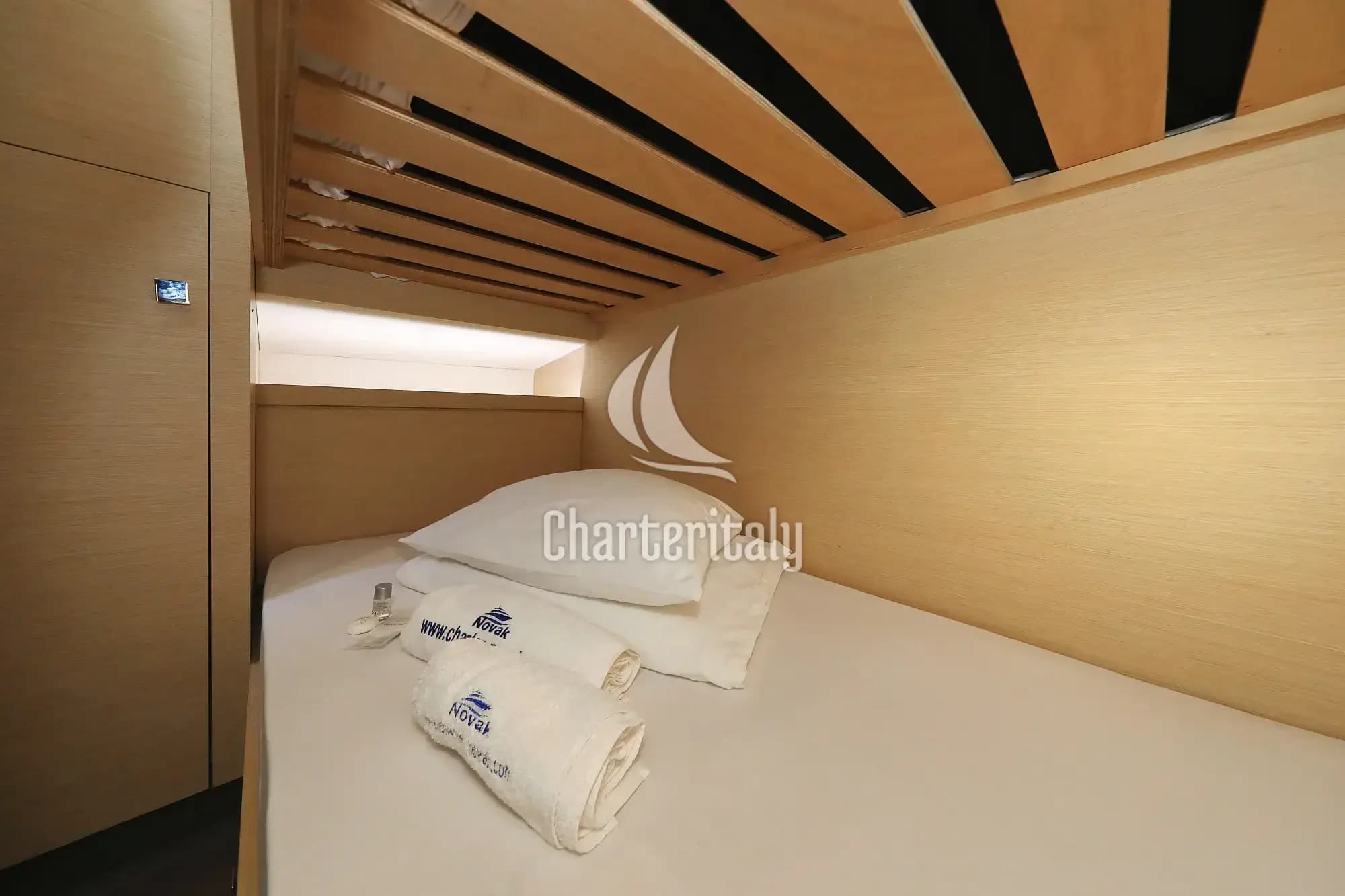 Fountaine Pajot Saona 47 Quintet - 5 + 1 cab. - Aquarius - 16