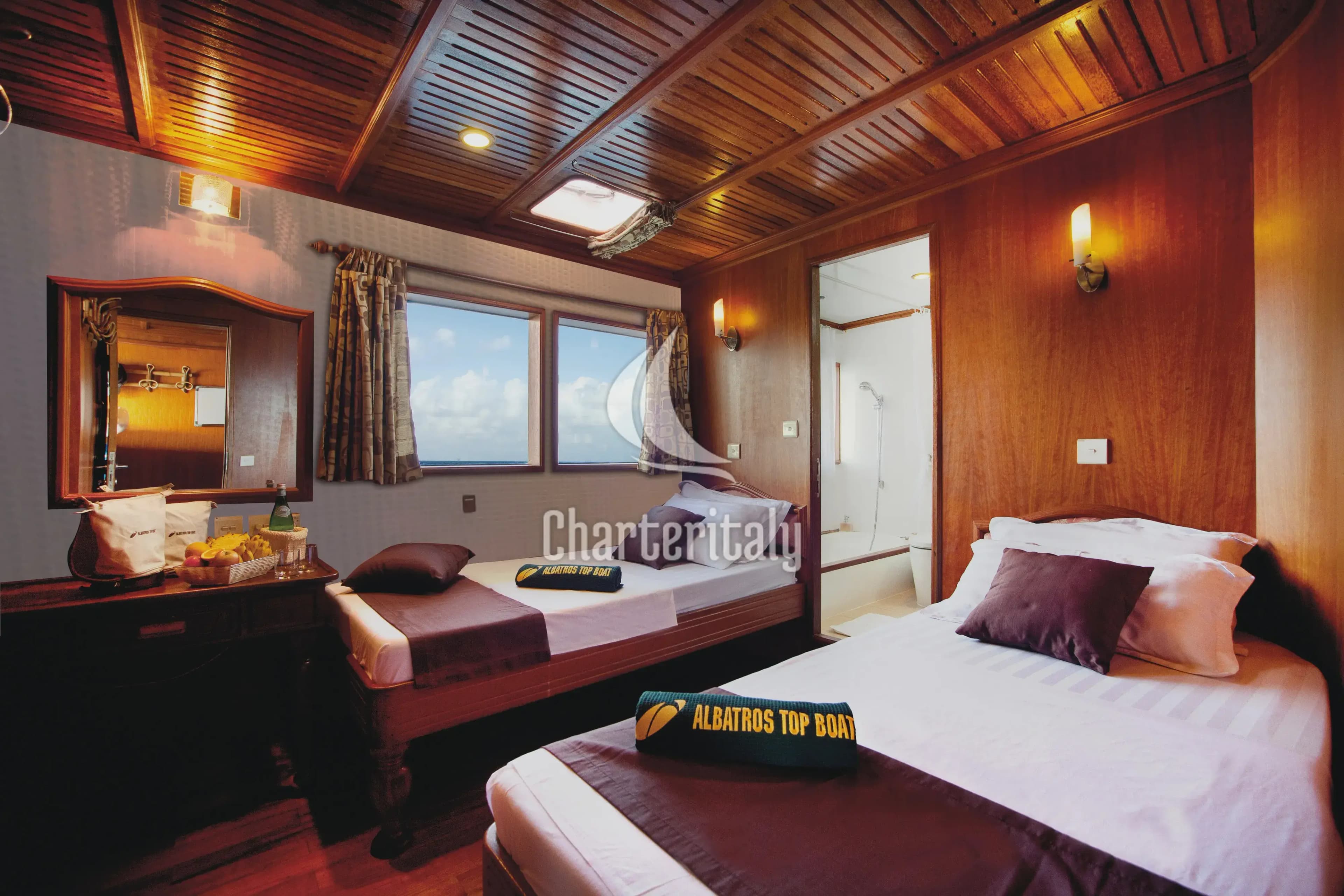 Motoryacht - CAB6 - 12