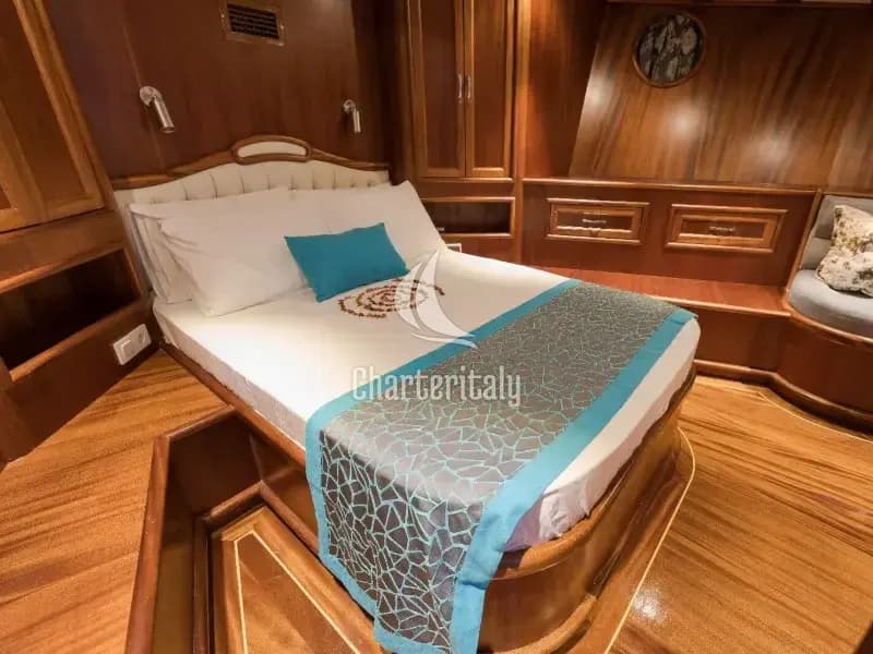 Gulet - Koray Ege - 6