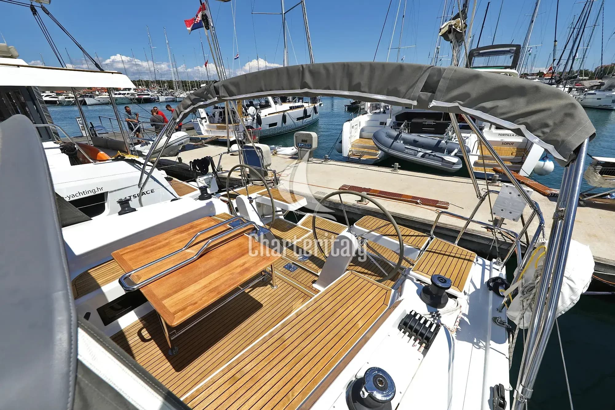 Hanse 418 - NIKE - 28
