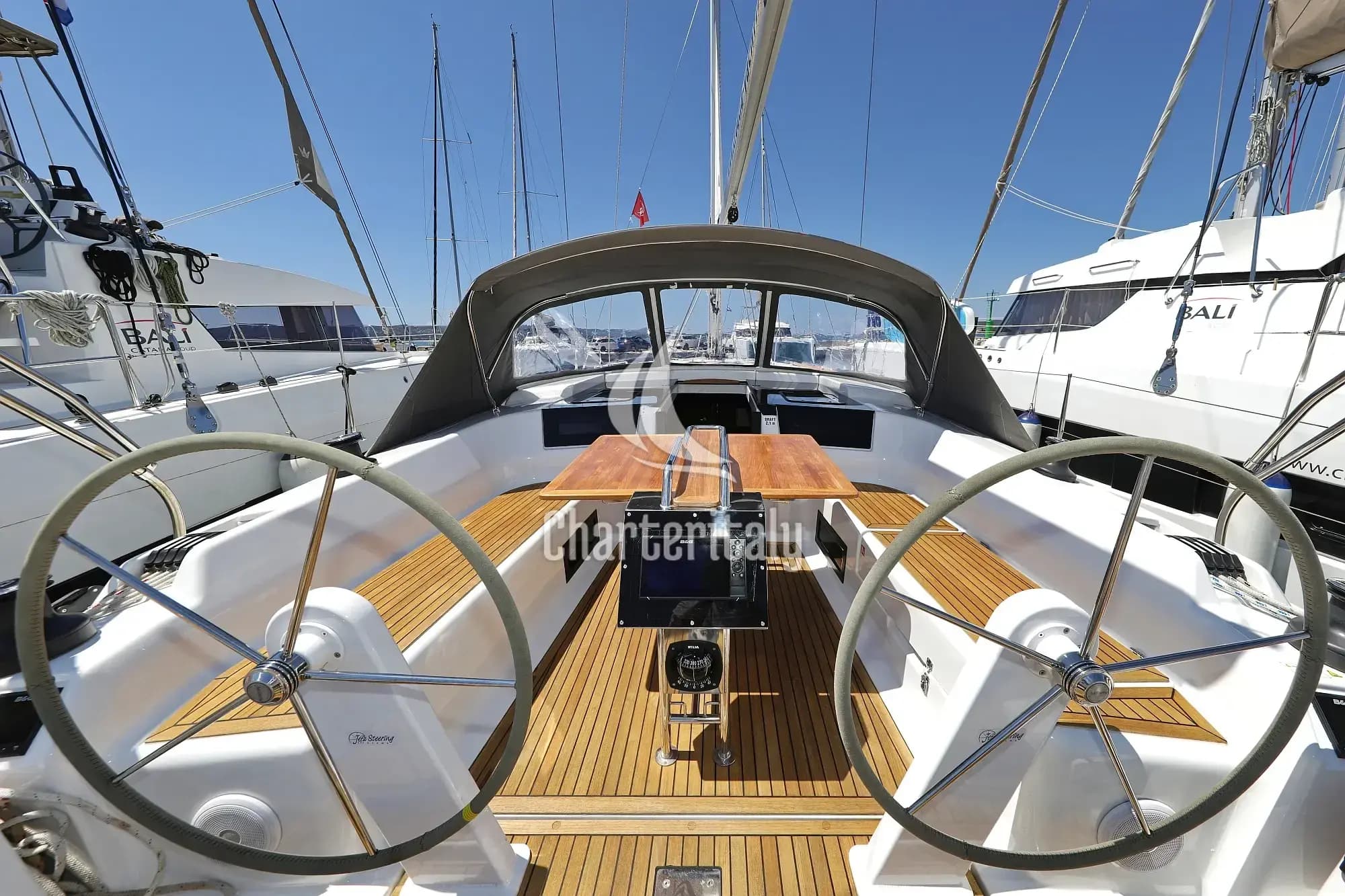 Hanse 418 - NIKE - 31