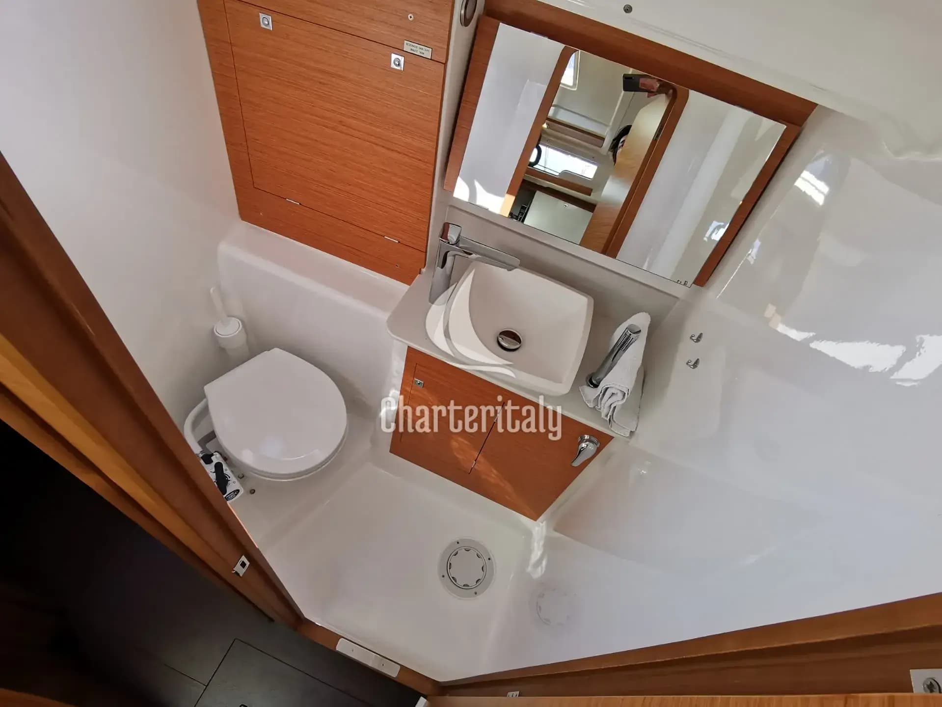 Dufour 390 Grand Large - Antares - 38