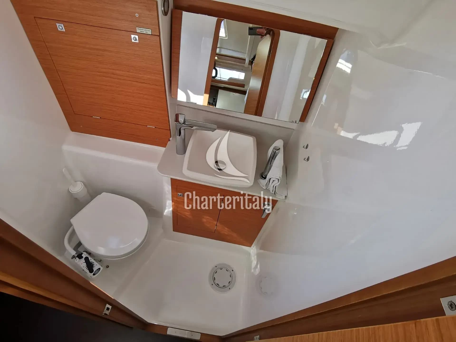 Dufour 390 Grand Large - Antares - 45