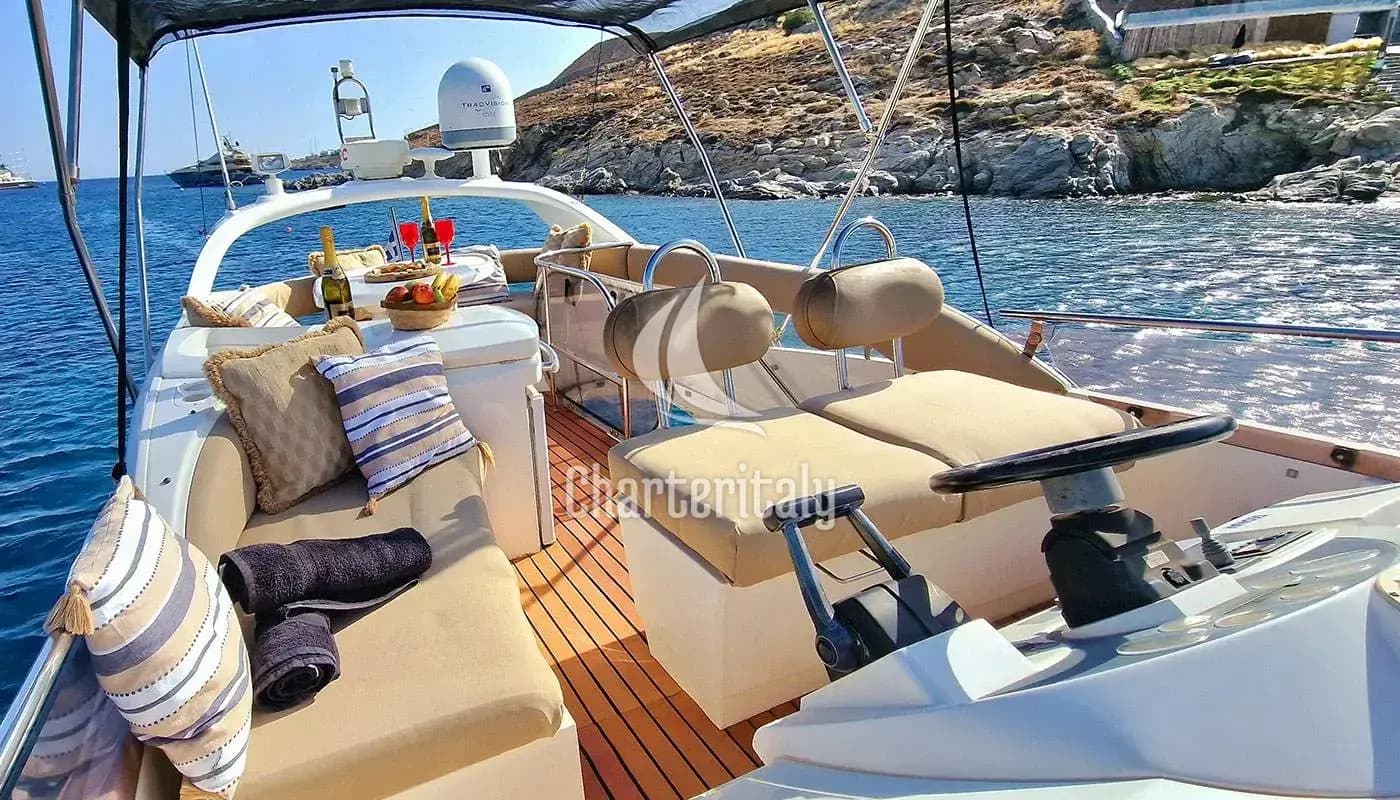 Fairlane Phantom 43 - Fairline - 18