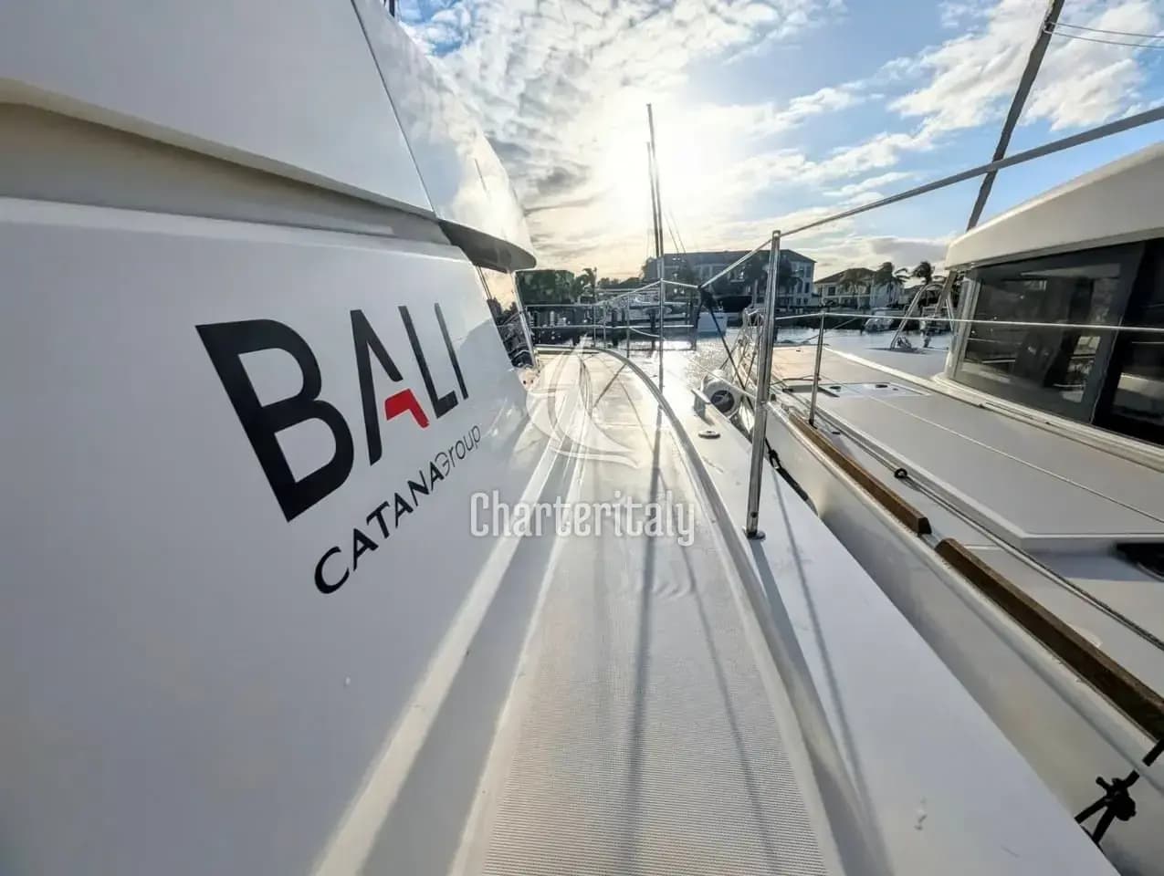 Bali 4.4 - 4 + 2 cab. - CURRENT BREAK - 6