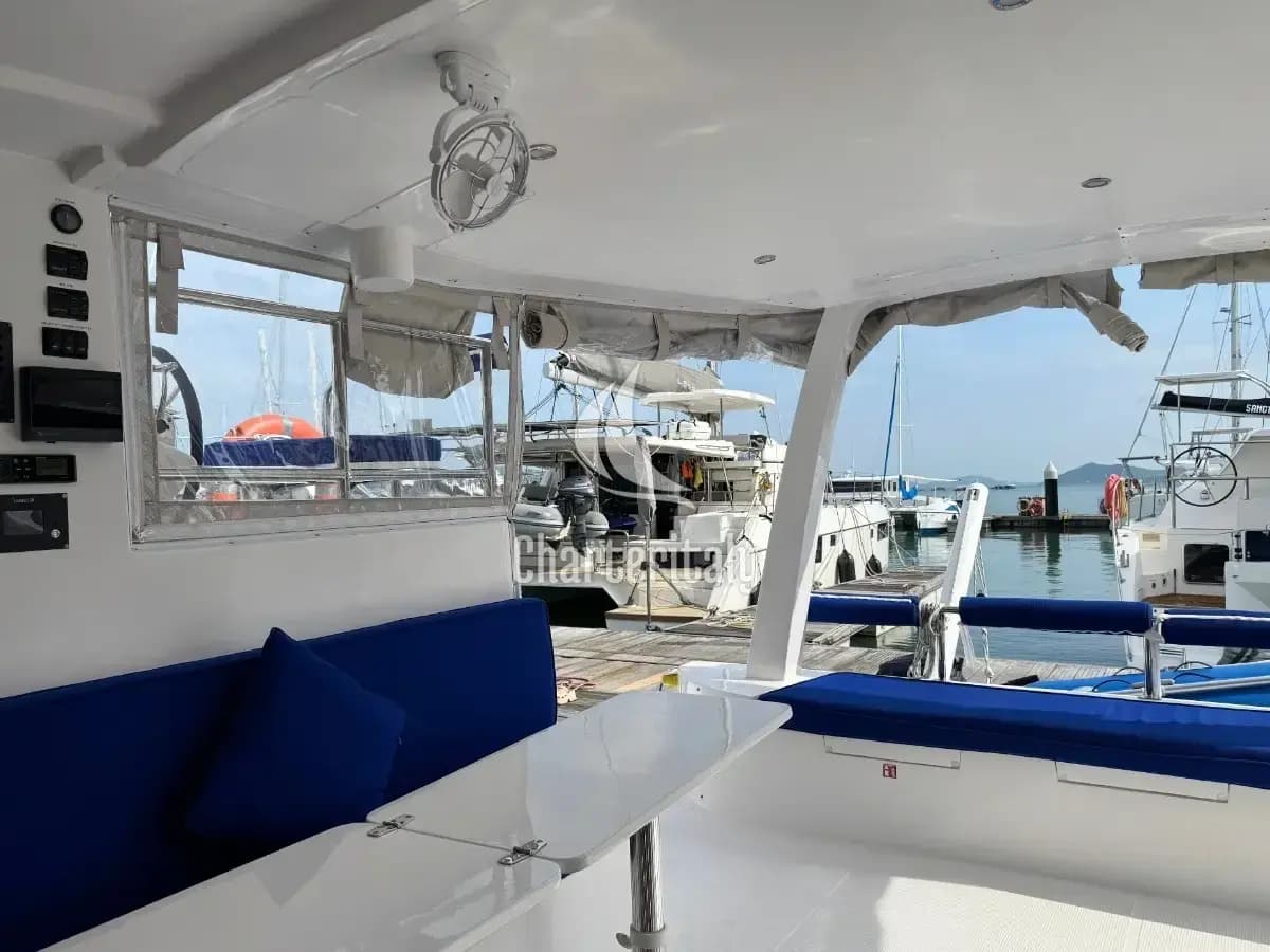 Island Spirit 410 - Isle Phantom - 18