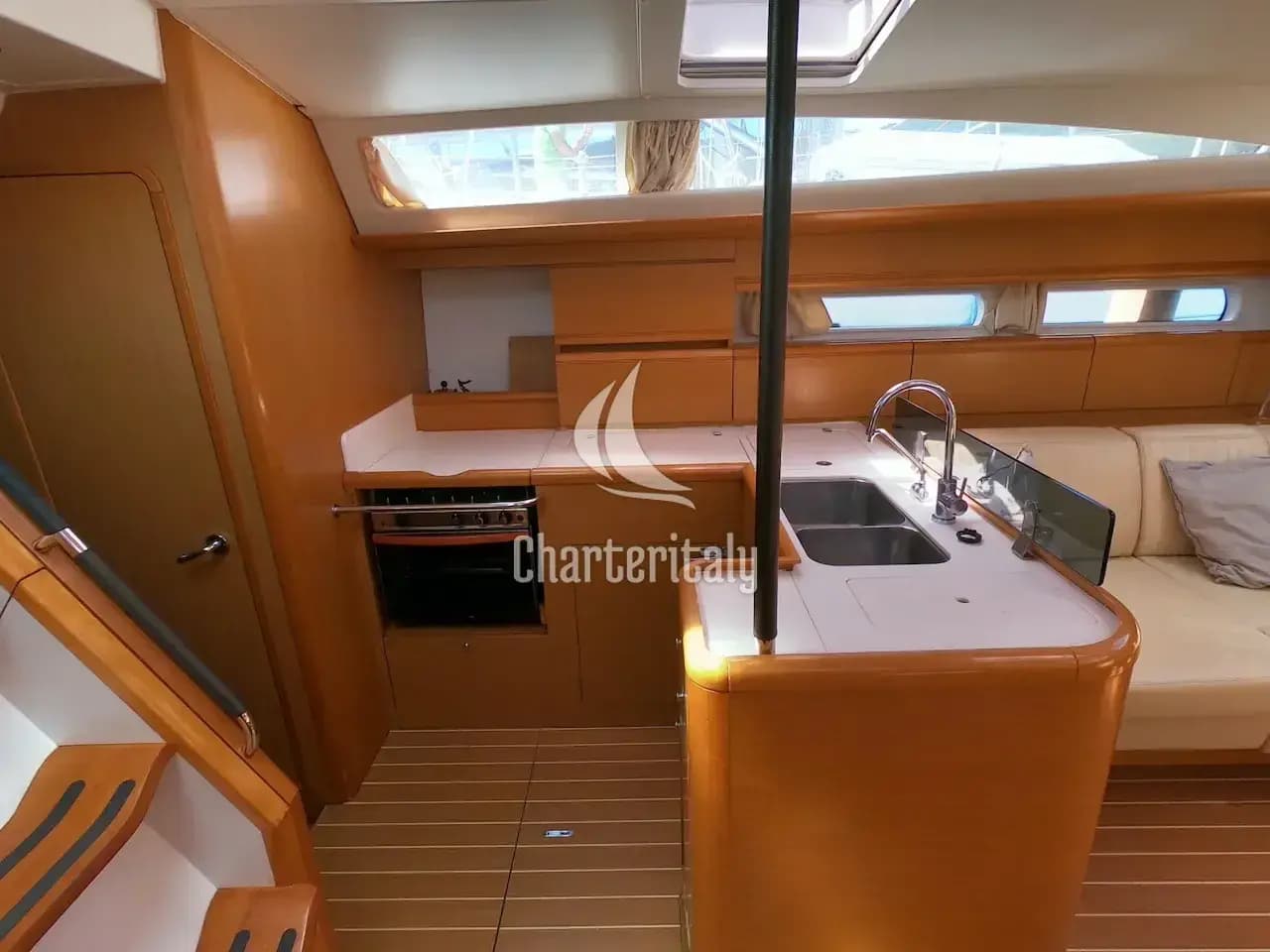 Jeanneau 53 - 5 + 1 cab. - Anita - 7