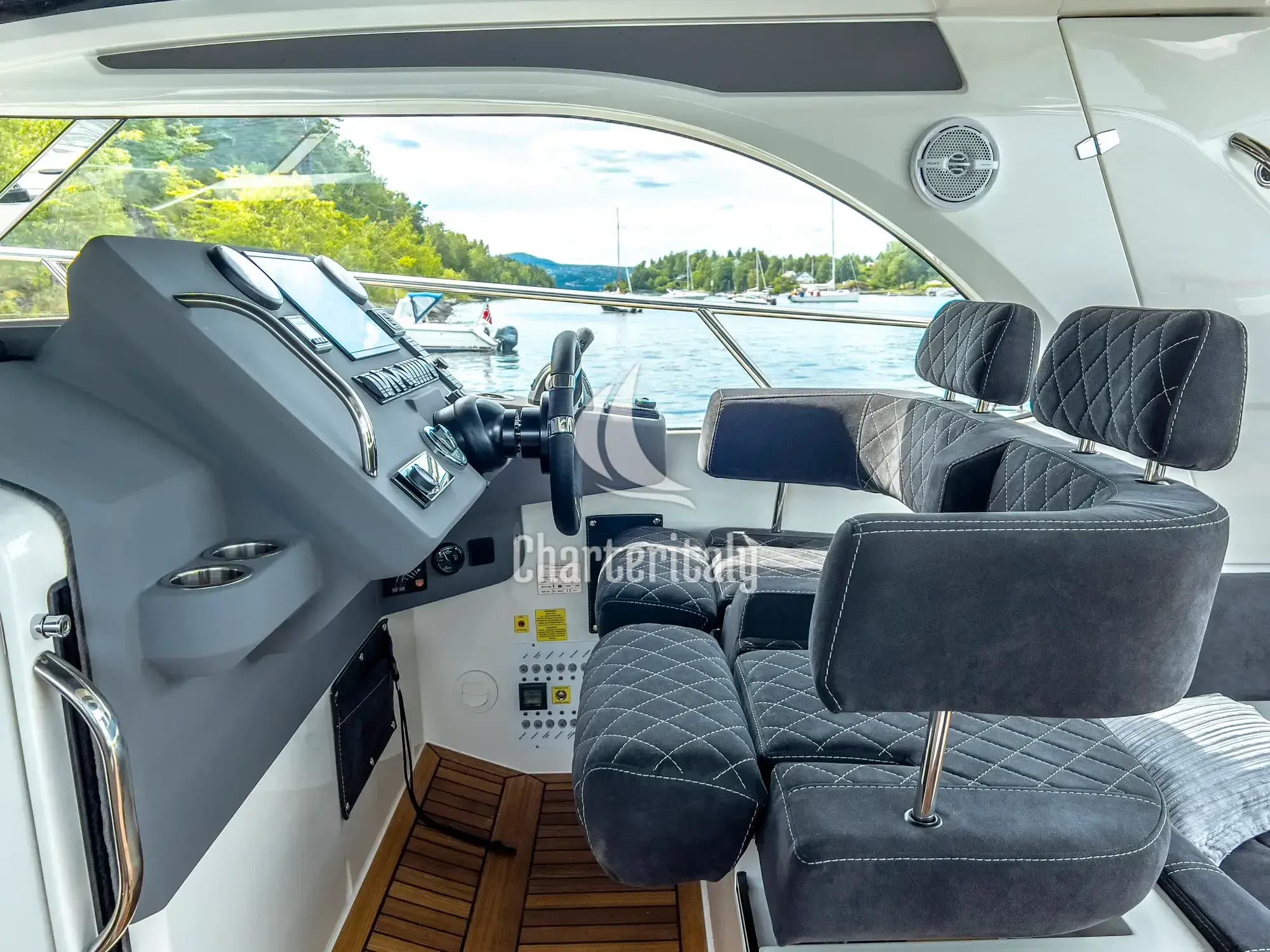 Marex 310 Sun Cruiser - Pepper - 34