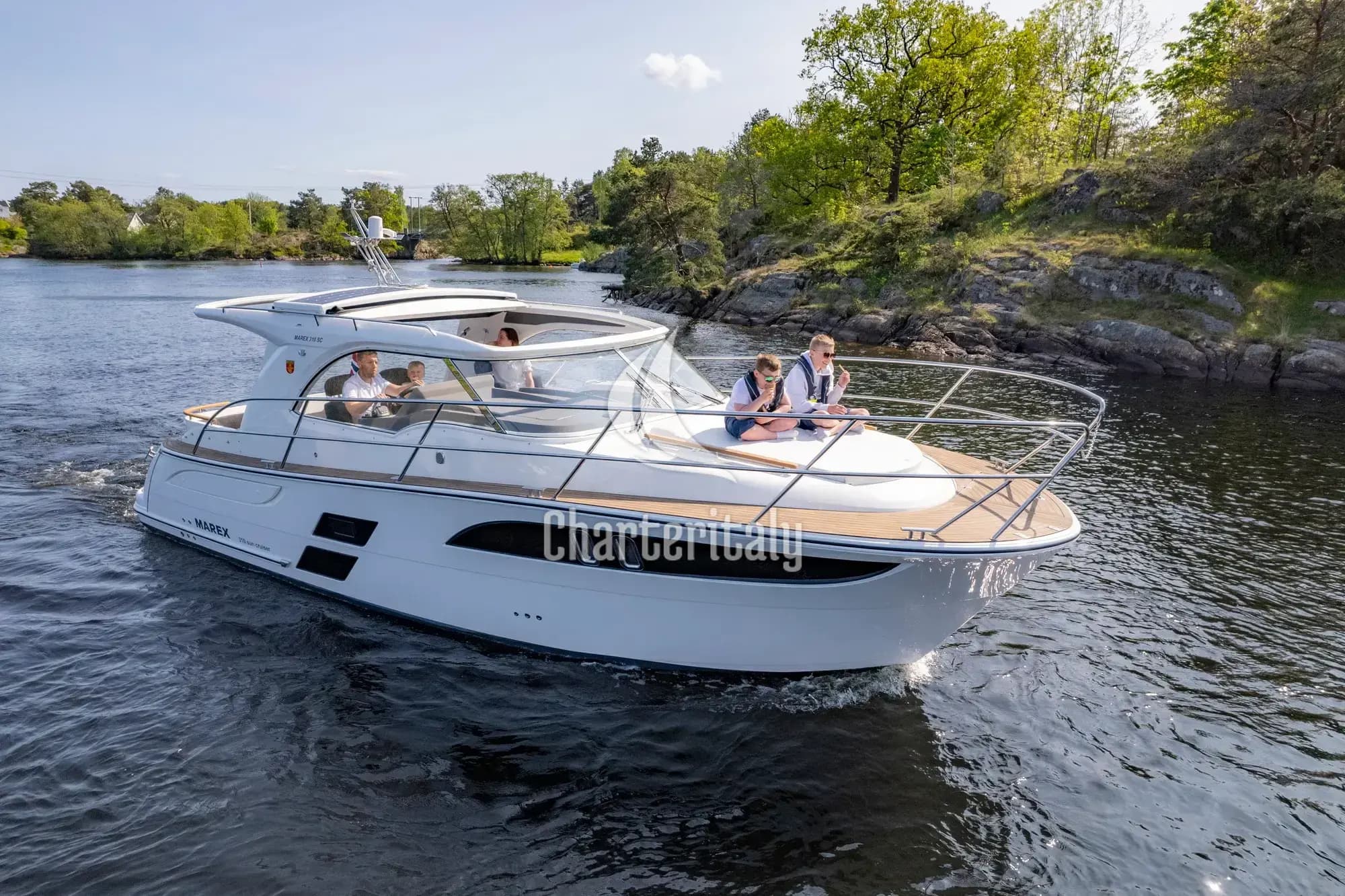 Marex 310 Sun Cruiser - Pepper - 10