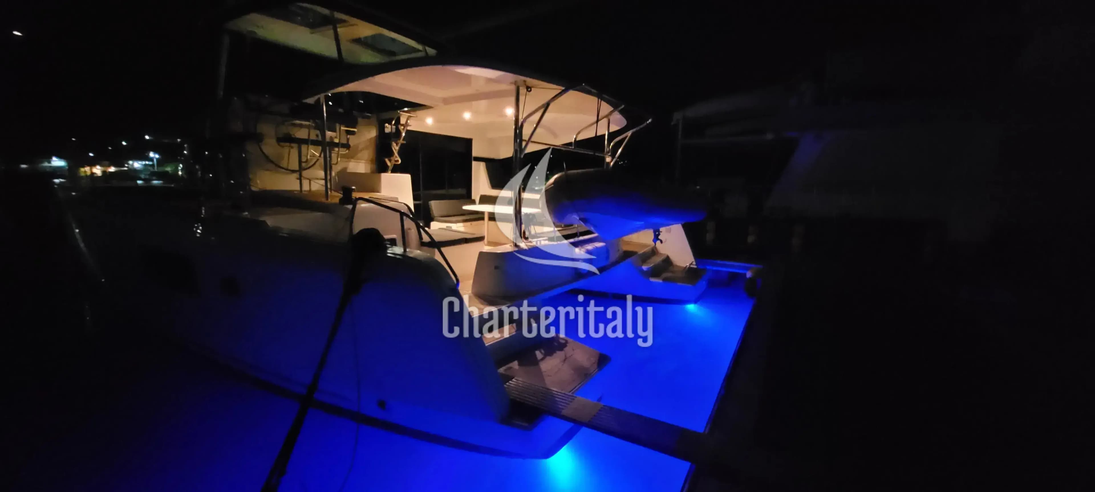 Lagoon 42 - Best Q - 6