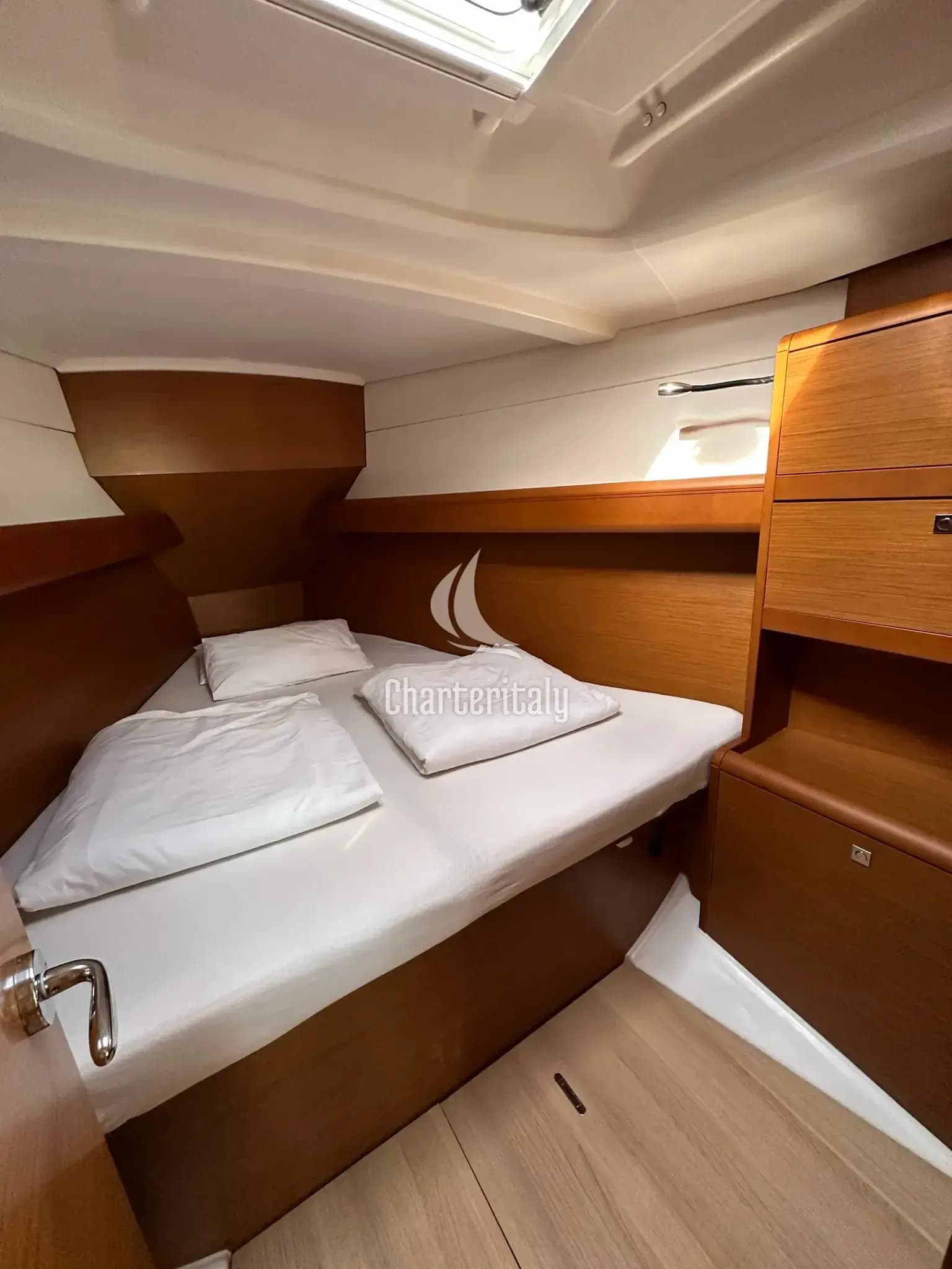 Sun Odyssey 389 - Cash - 6