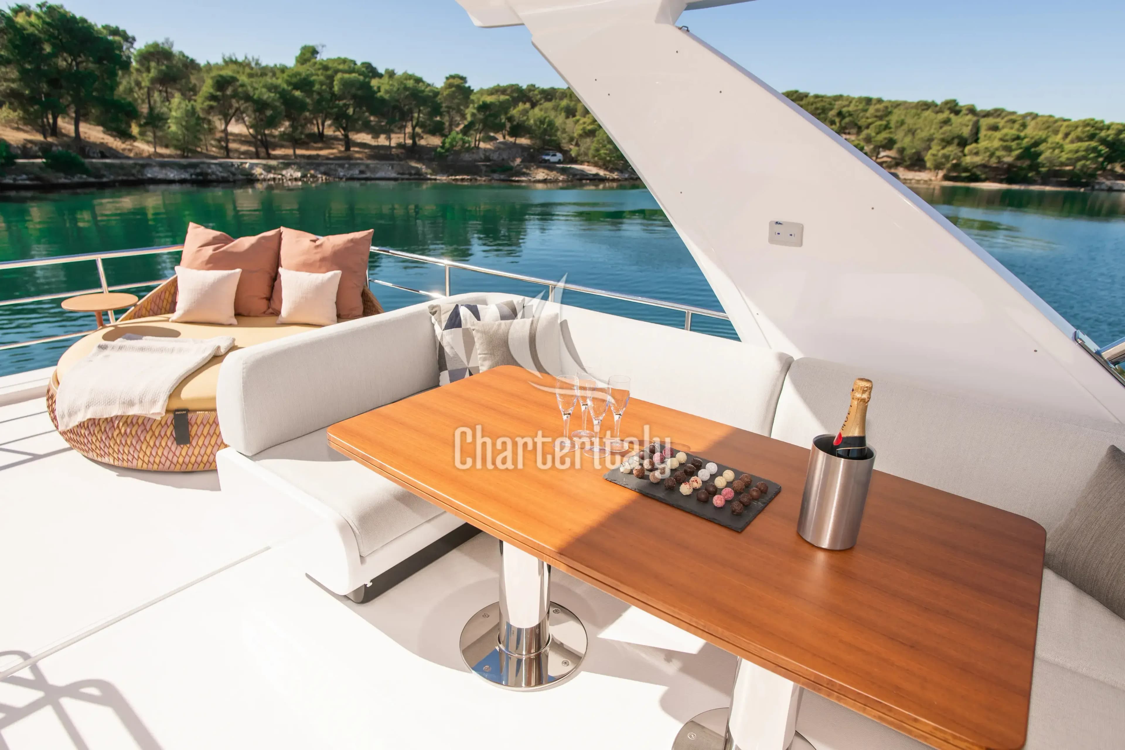 Azimut 60 - Alibaba - 6