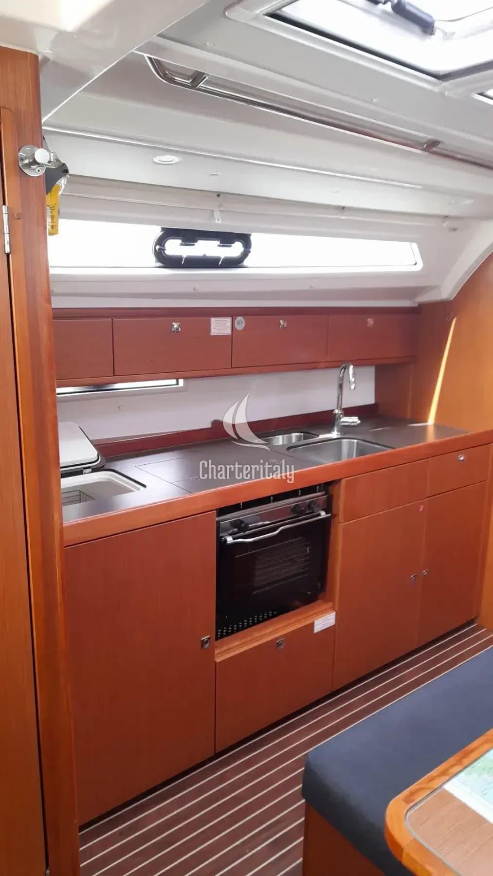 Bavaria 41 Cruiser - Optasia - 10