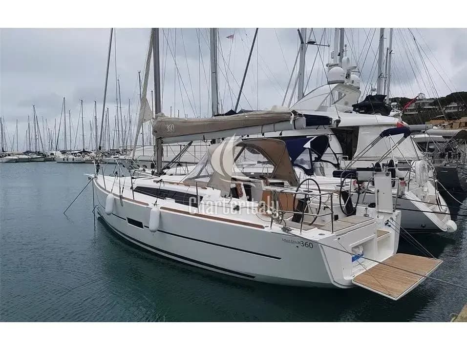 Dufour 360 Grand Large - Blue Mares - 6