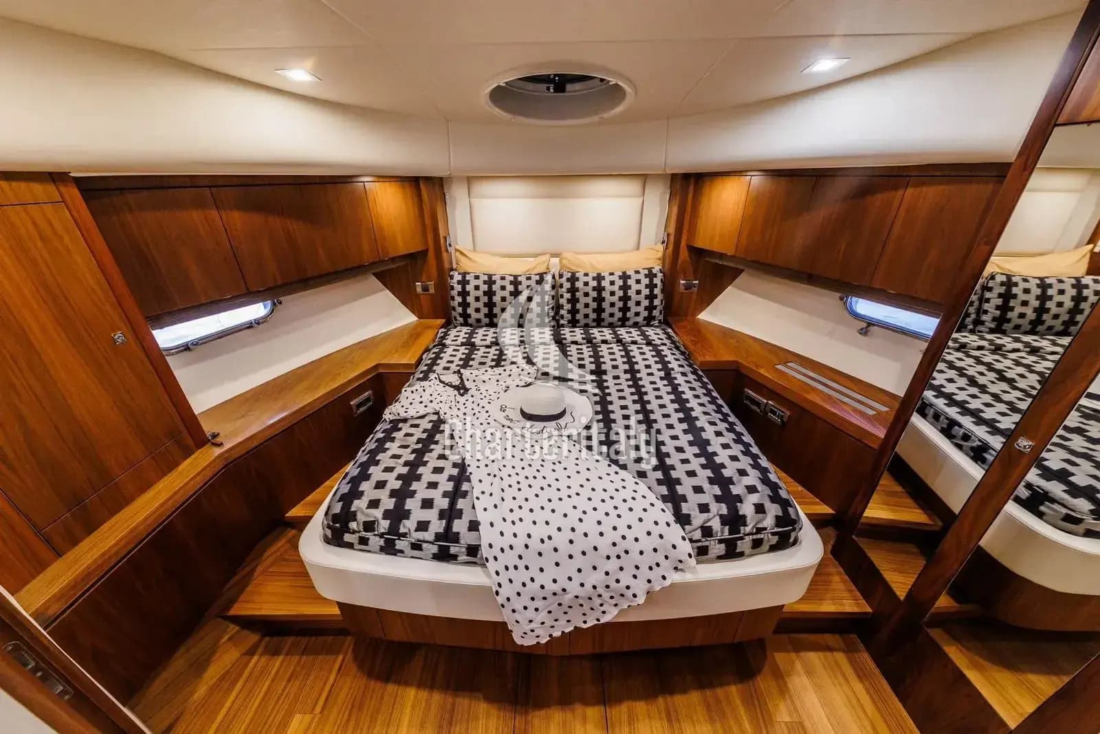Sunseeker Manhattan 63 - 2 Drunk - 8