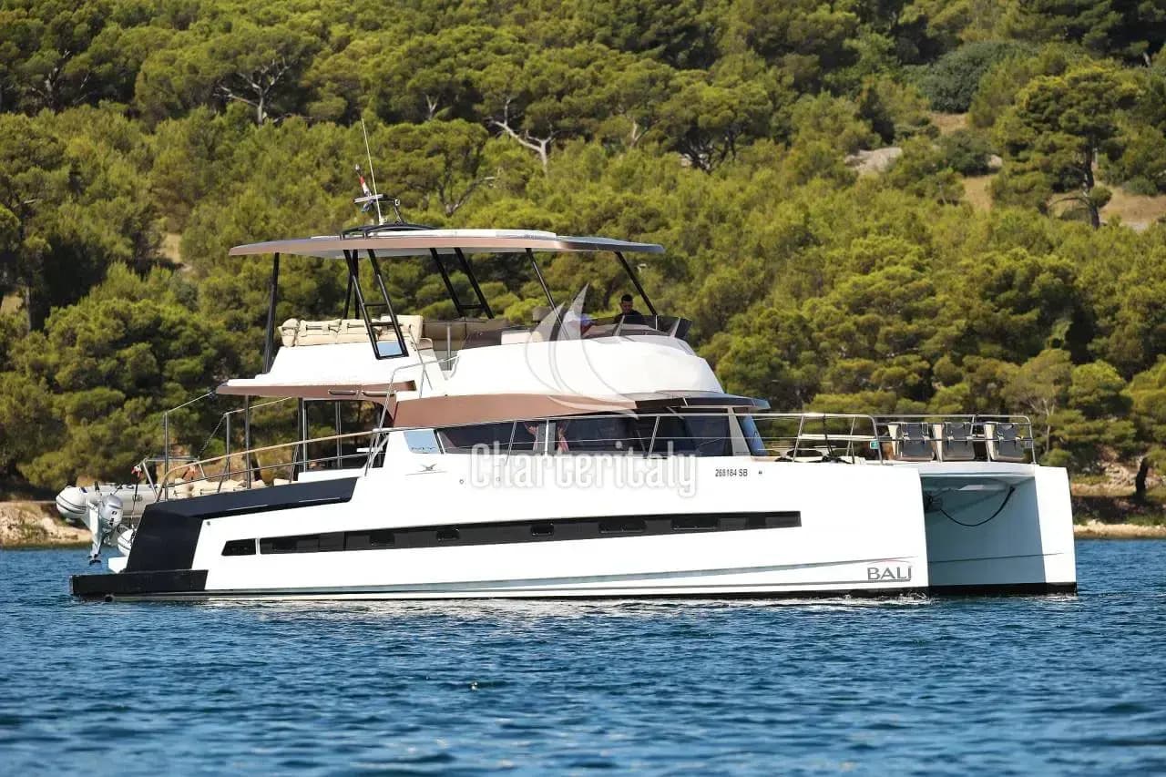 Bali 4.3 MY - 4 + 1 cab - Sierra - 1