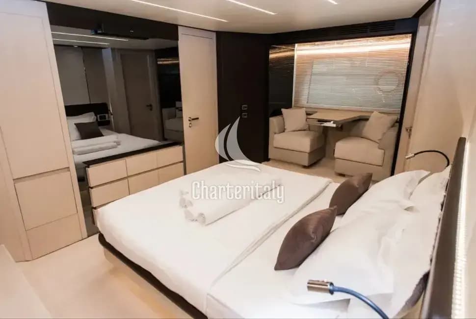 Azimut 72 Fly - Alyss - 8