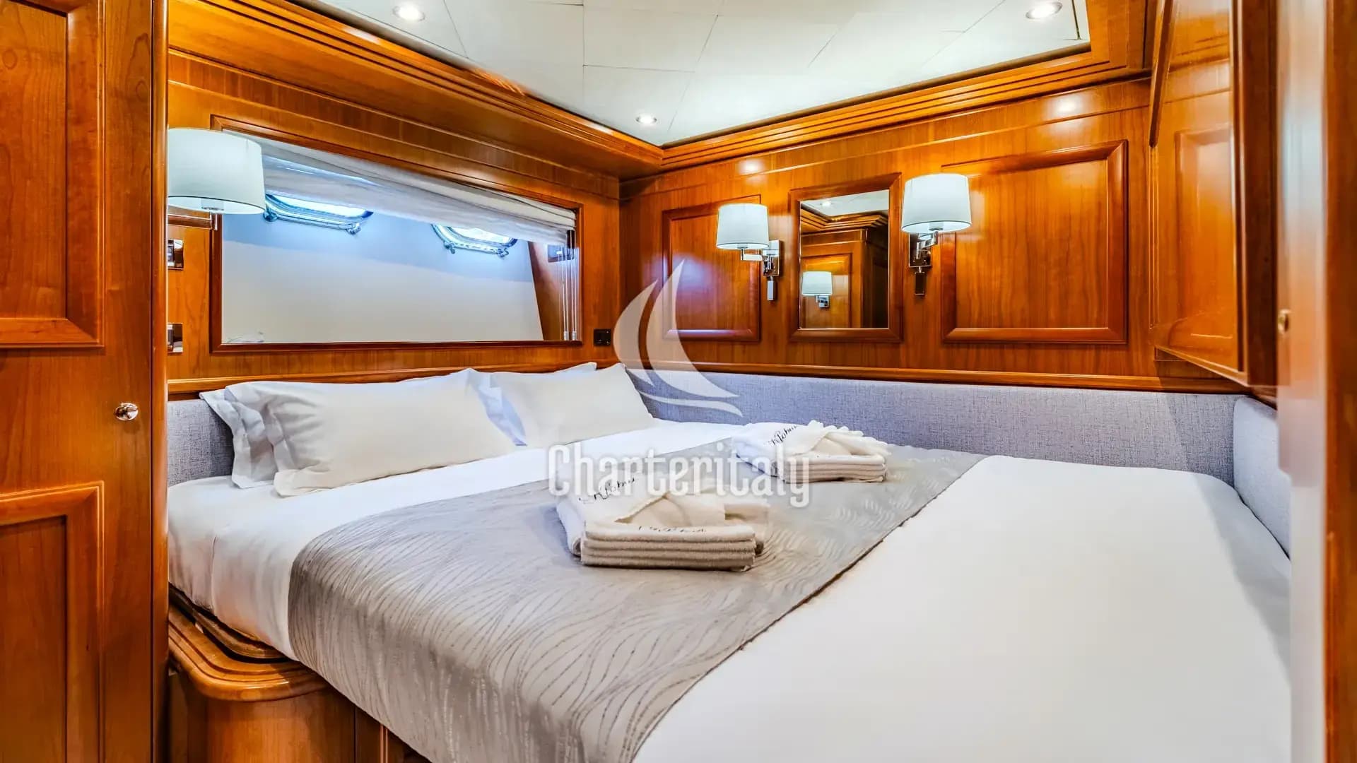 Motoryacht - Klobuk - 9