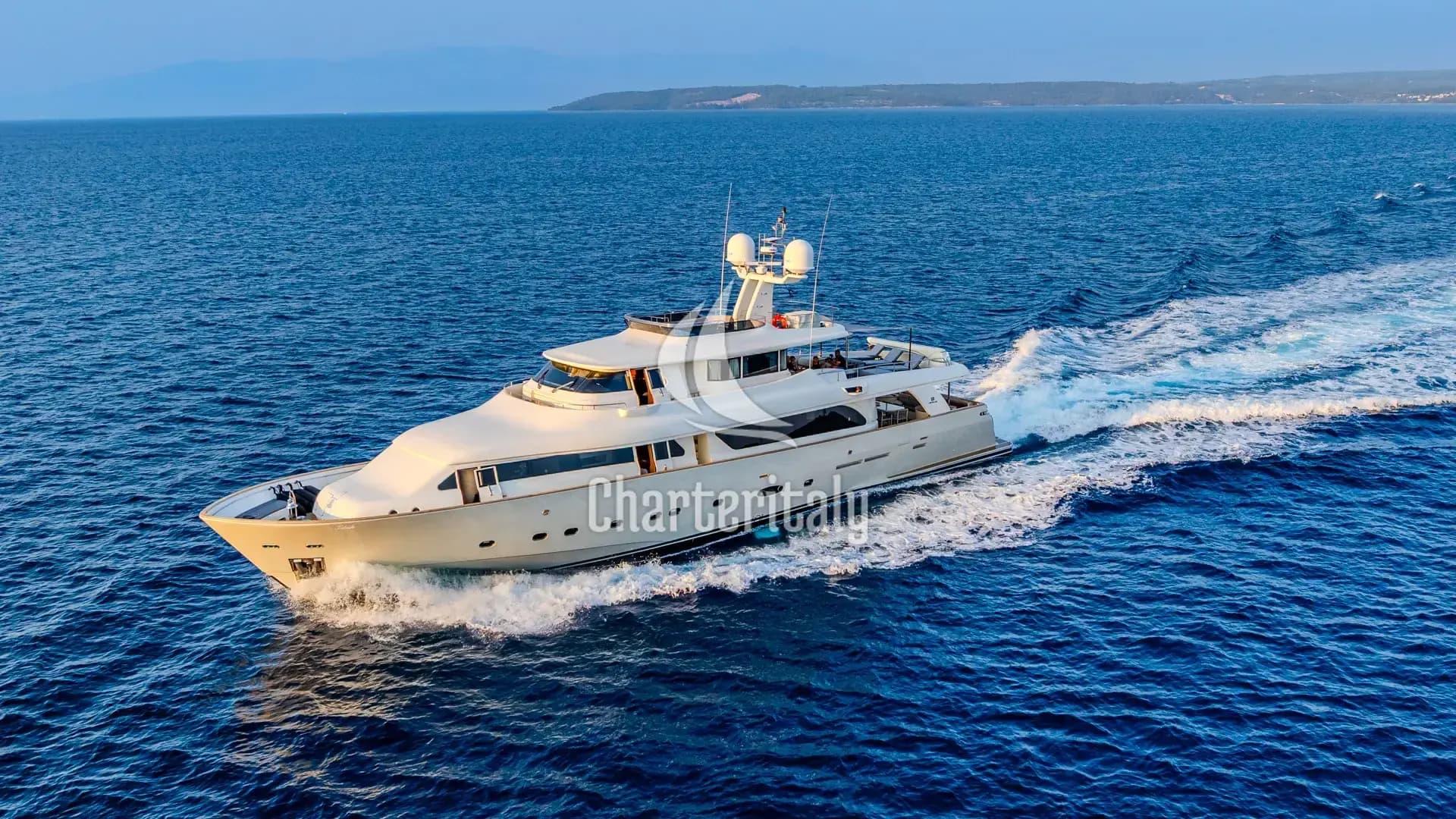 Motoryacht - Klobuk - 7