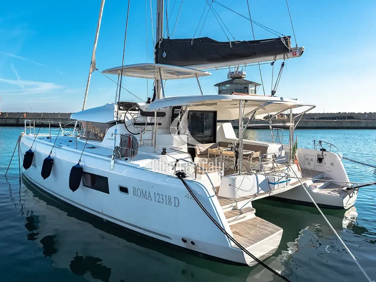 Lagoon 42 - Beatrix - 1