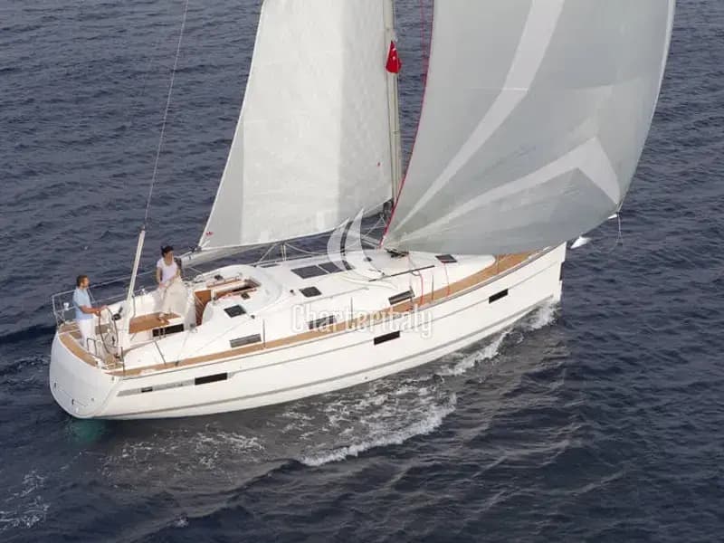Bavaria Cruiser 36 - Bavaria Cruiser 36 - 2