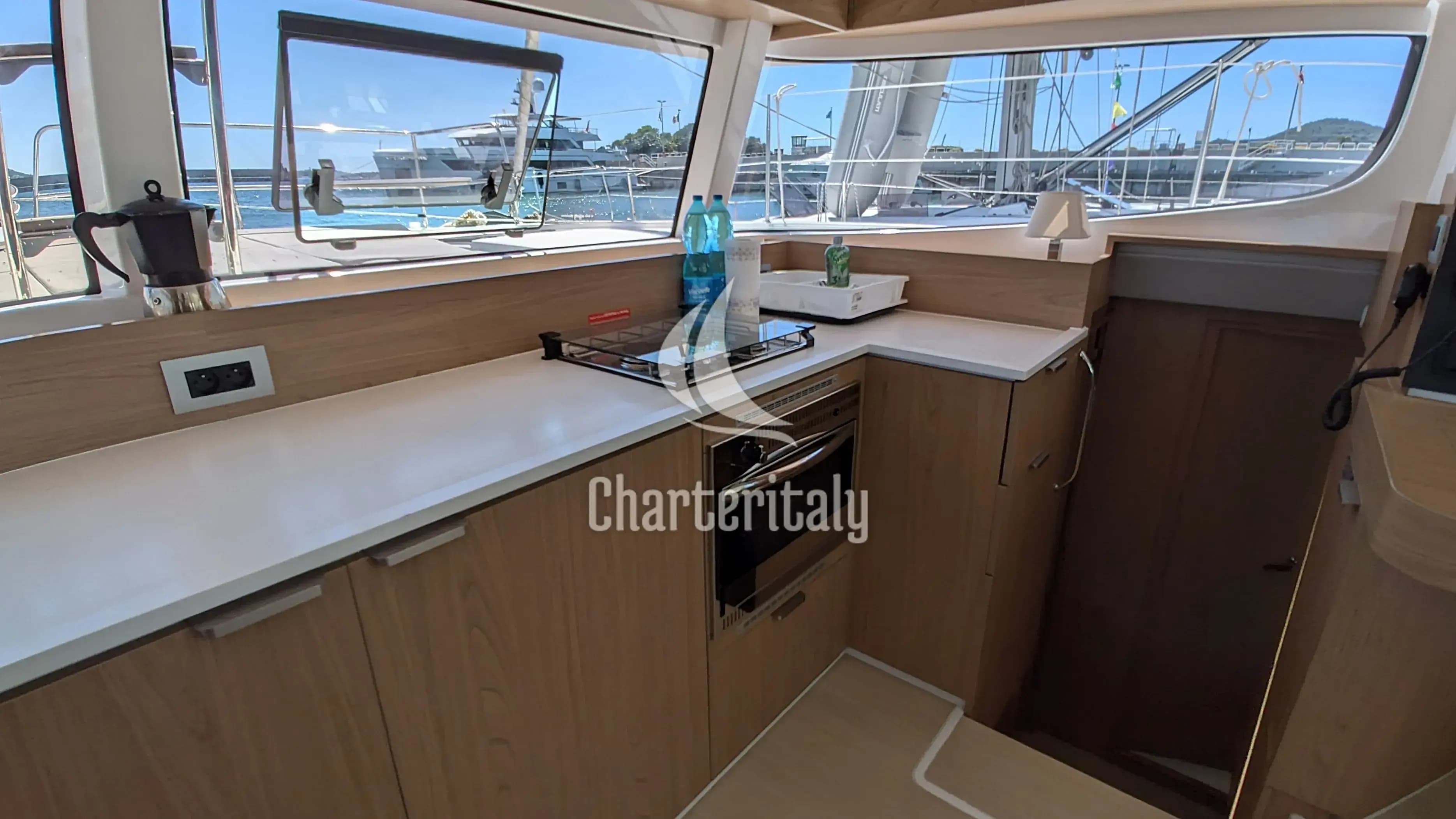 Bali Catsmart - 4 + 2 cab. - PEREGRINE - 8