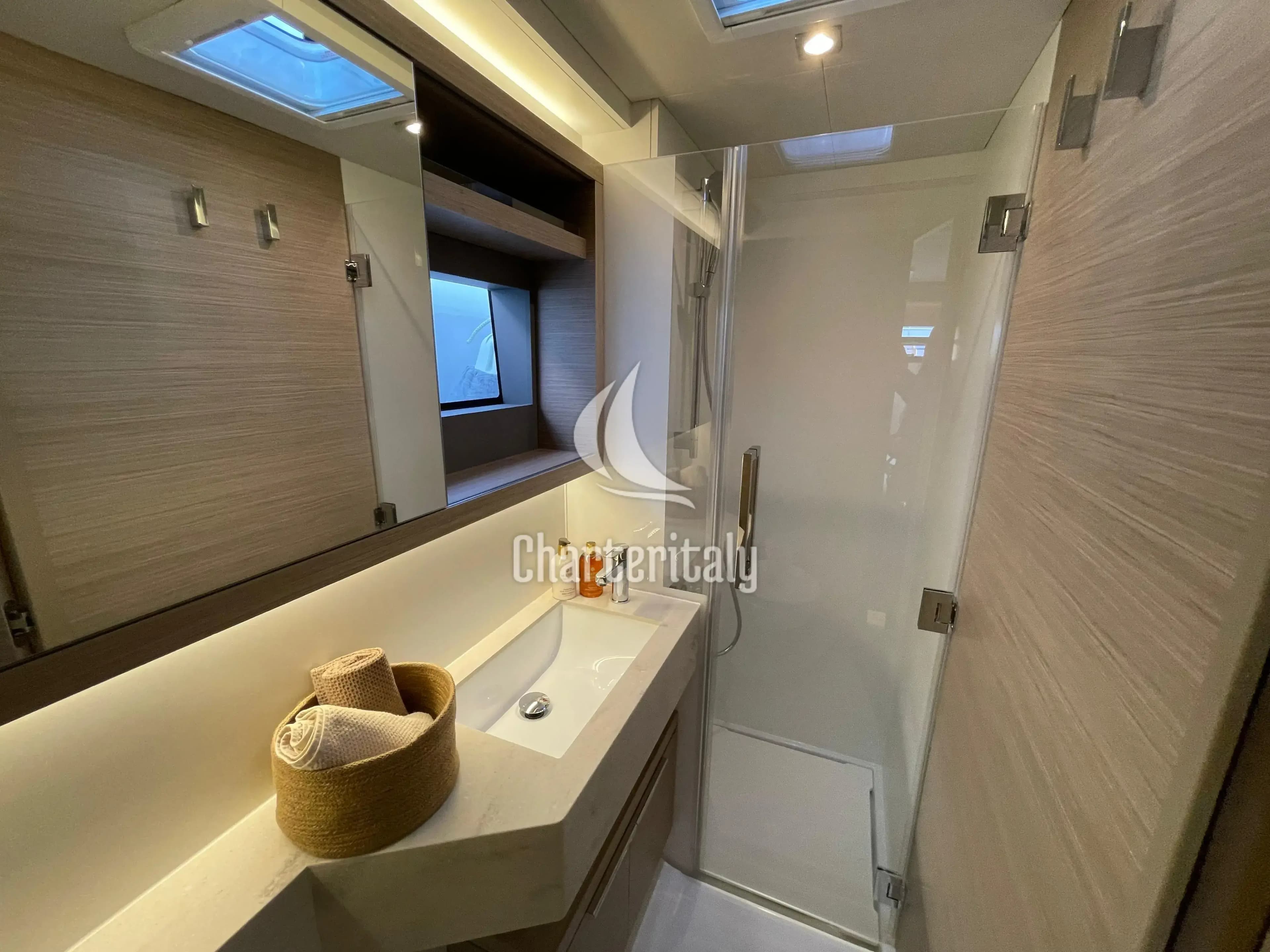 Lagoon 51 - Lady G - 3
