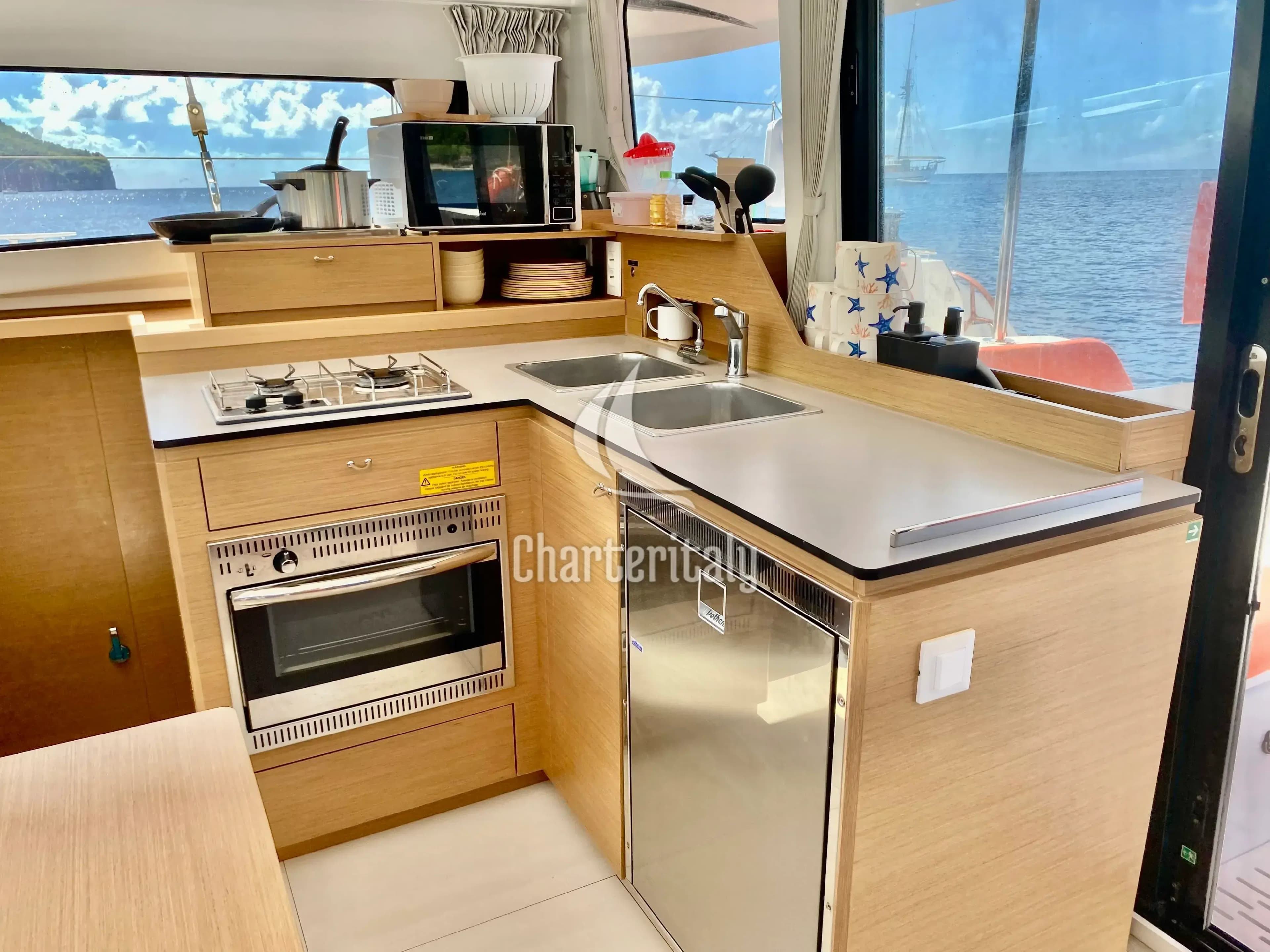 Excess 11 - OLOKUM Denia BAREBOAT - 46