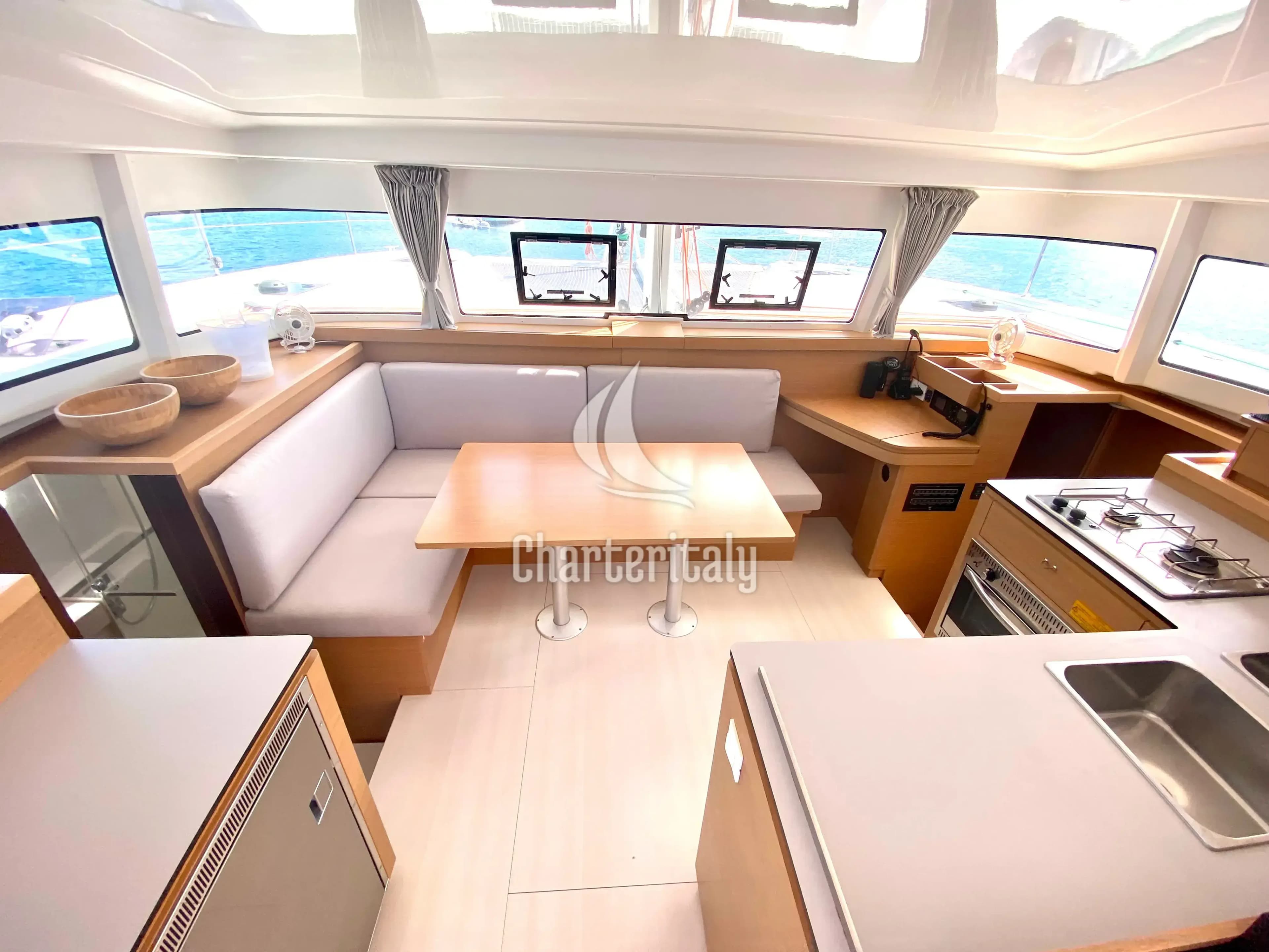 Excess 11 - OLOKUM Denia BAREBOAT - 5
