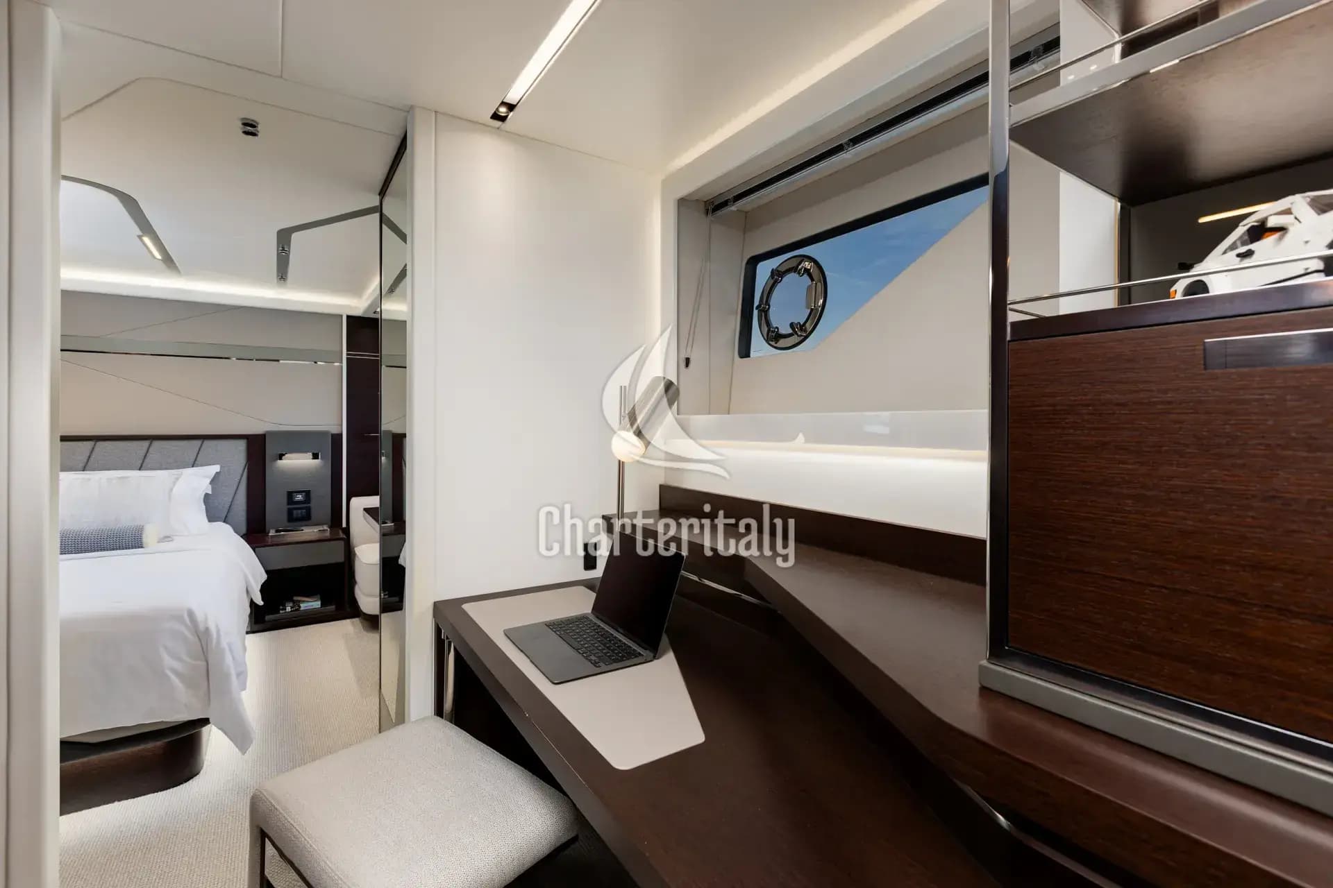 Sunseeker 65 - X2 - 38