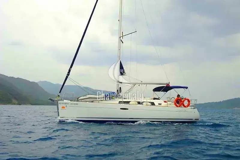 Oceanis 34 - Aquamarine - 4