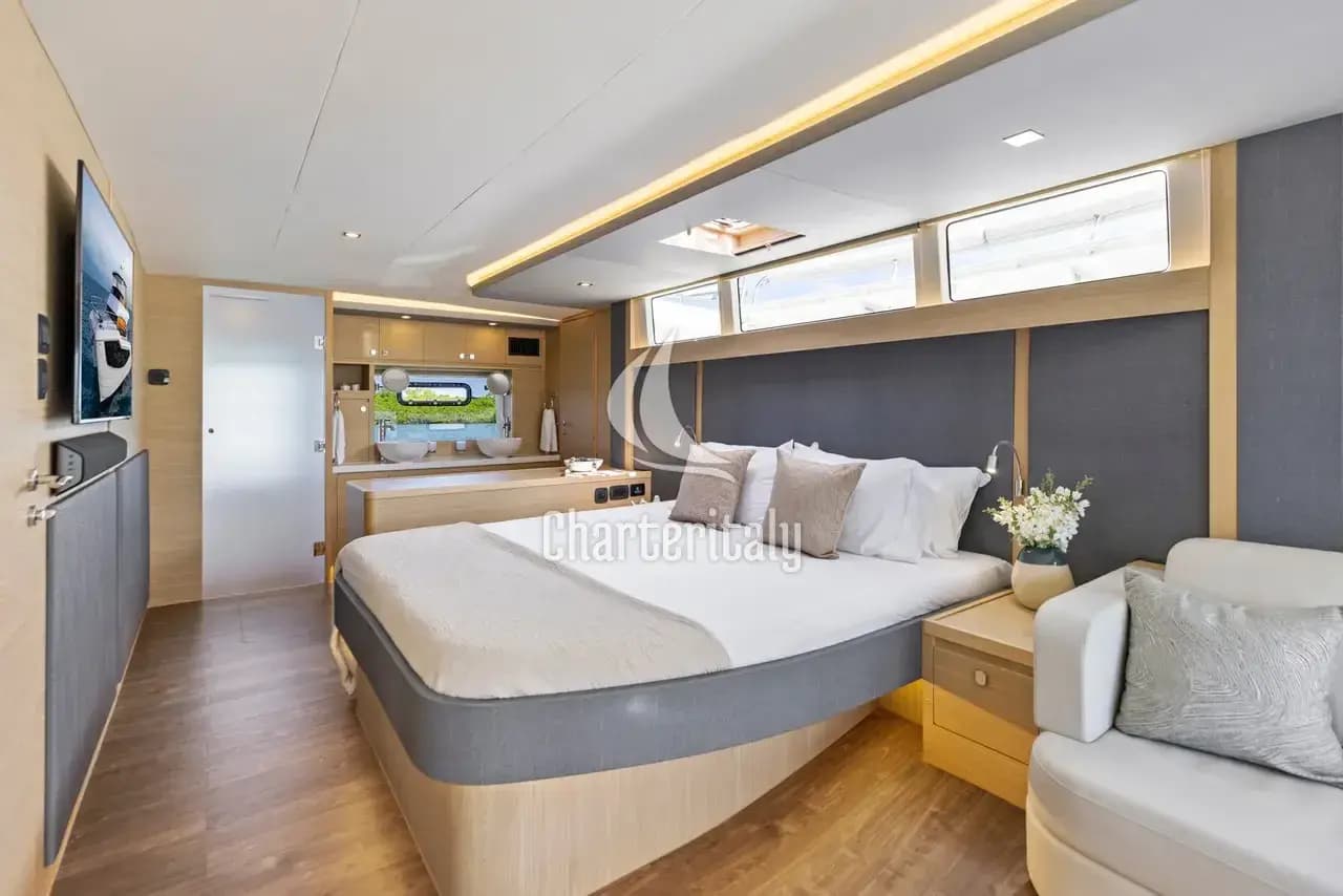 Aquila 50 Yacht - Lucy - 3