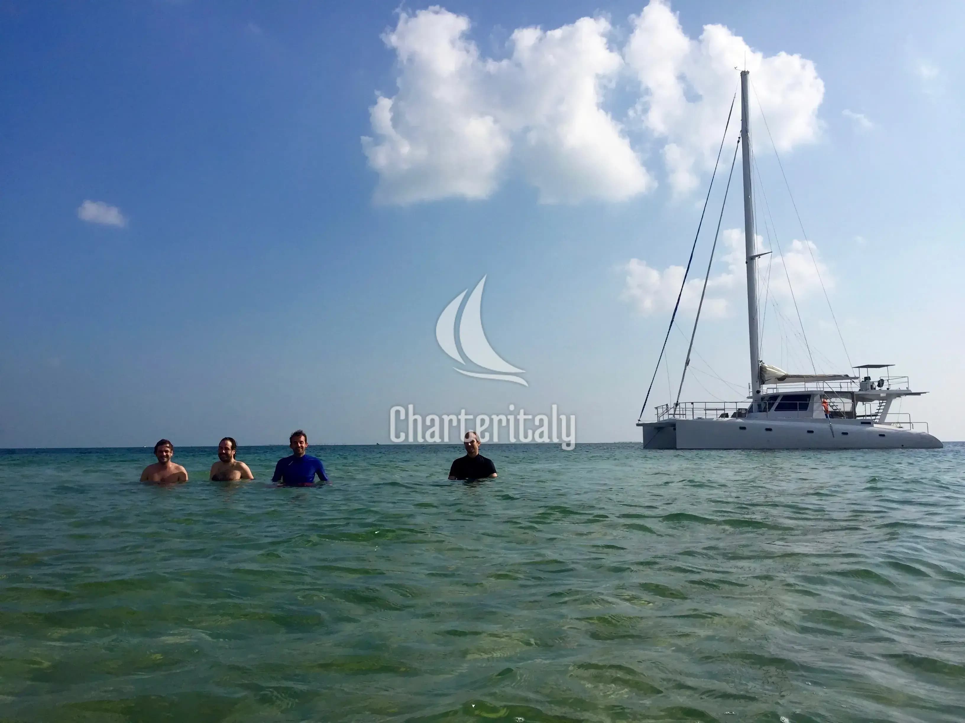 Catamaran - Sapphire (cabin 2) - 12