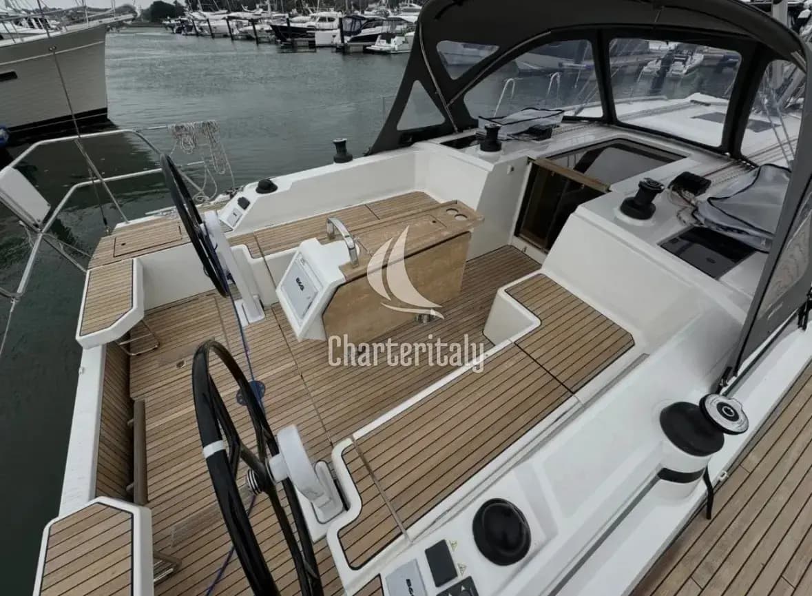 Bavaria C42 - HORIZON - 9