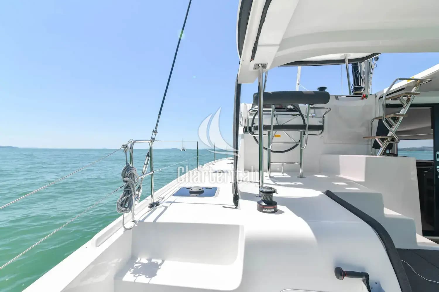 Lagoon 42 - Cloud Dancer - 6