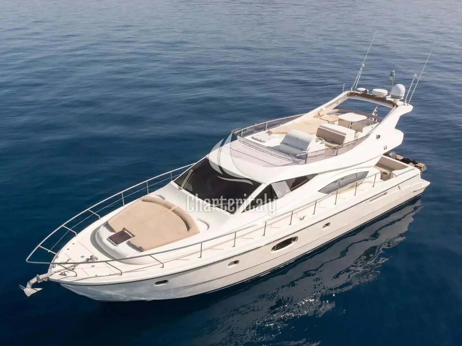 Ferretti 550 - Carte Blanche - 11
