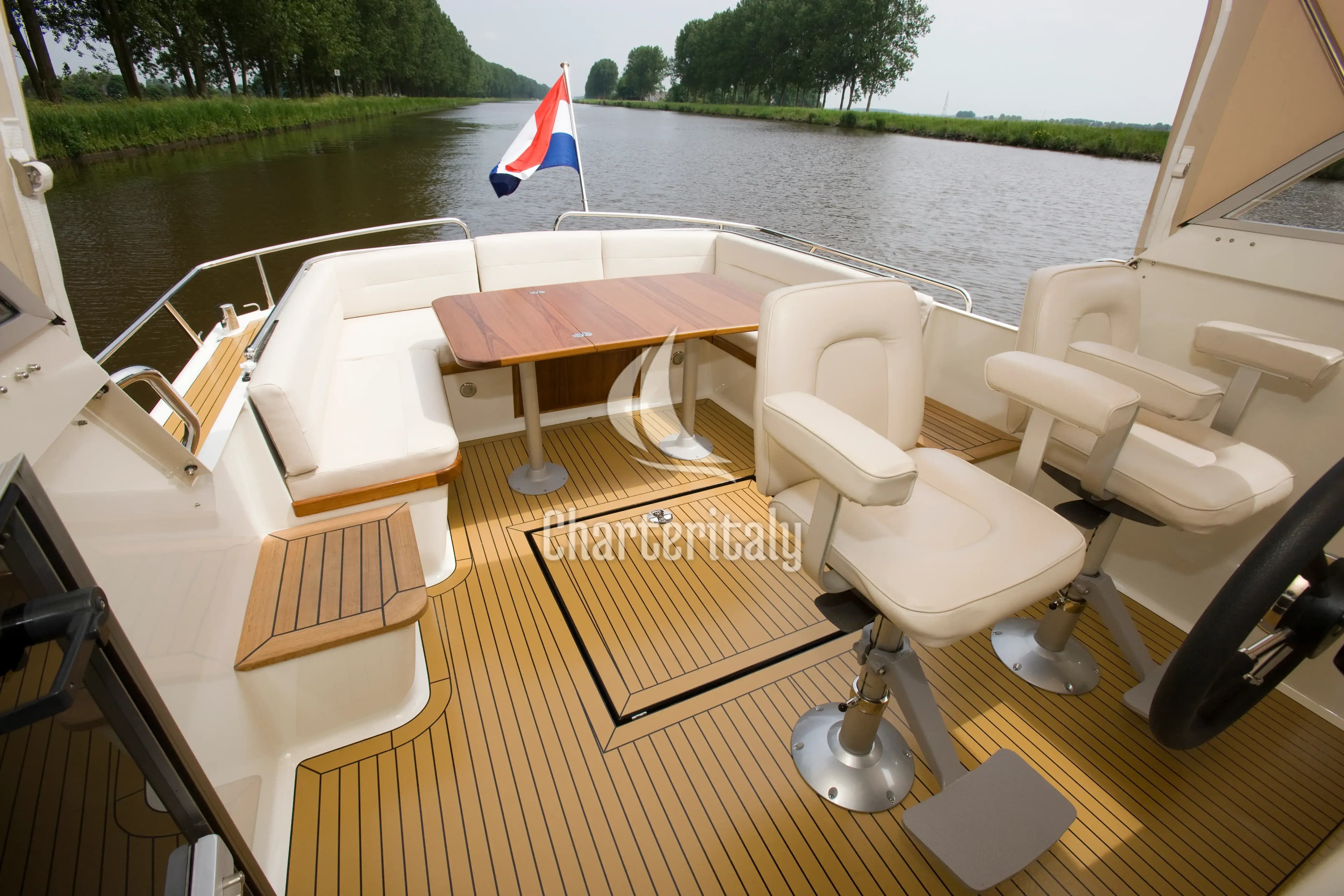 Delos 1100 Cruiser - Marmeralk - 8