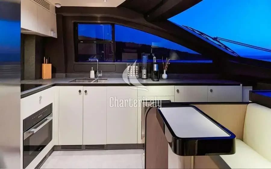 Azimut 78 Fly - 4 + 1 cab. - Concord's 6 ex. OMR Group - 25