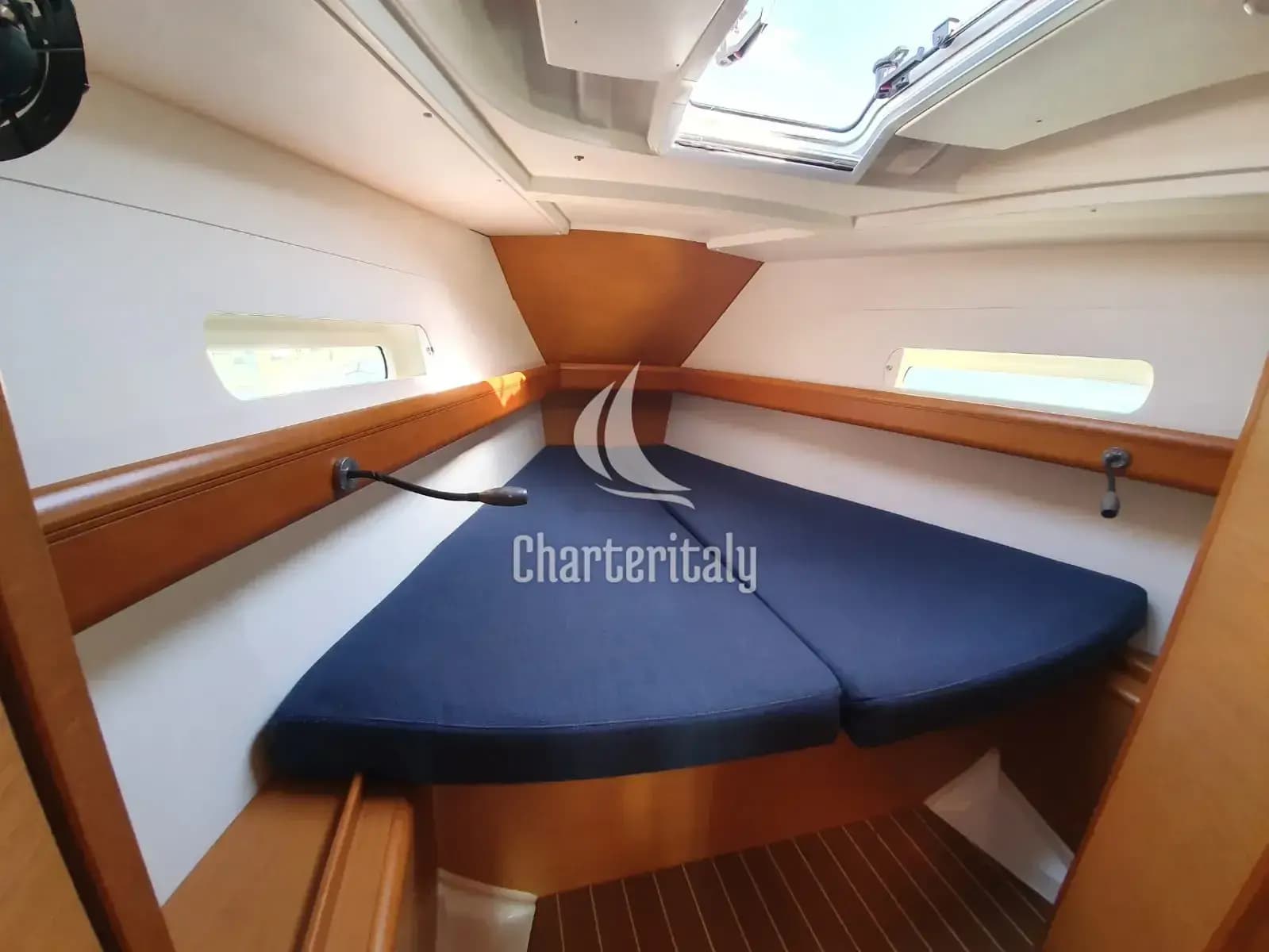 Sun Odyssey 409 - T-Punch - 12
