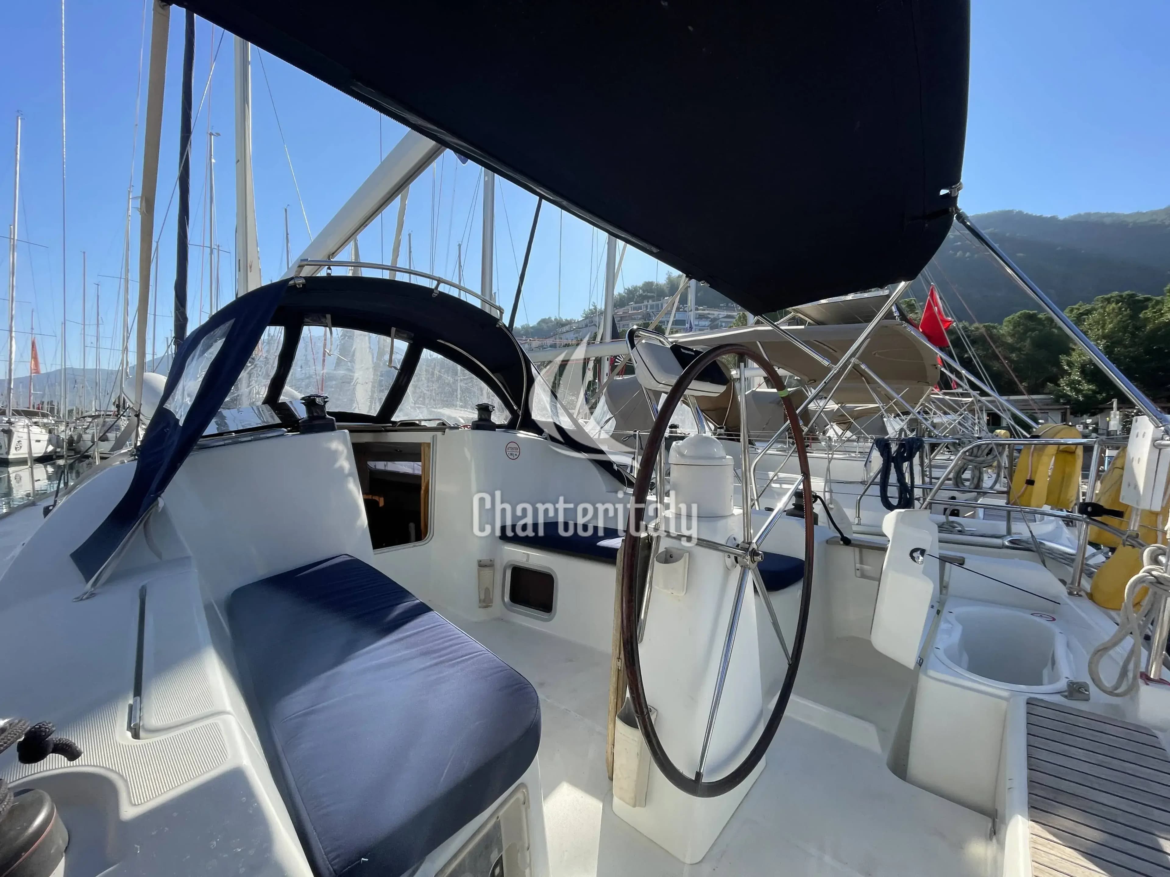 Sun Odyssey 36i - Blue Sky - 9