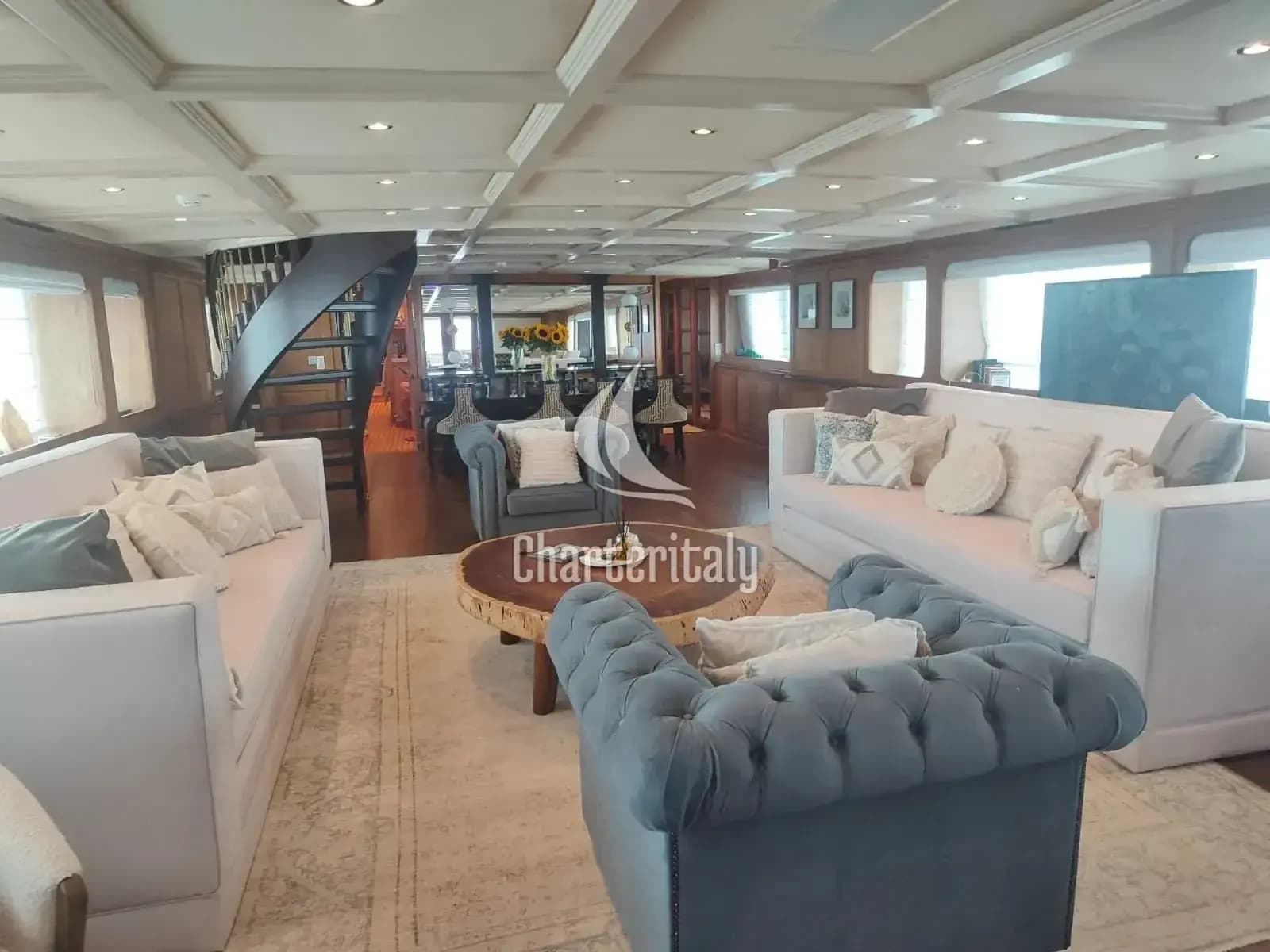 Luxury Motor Yacht - Kokomo Nights - 6