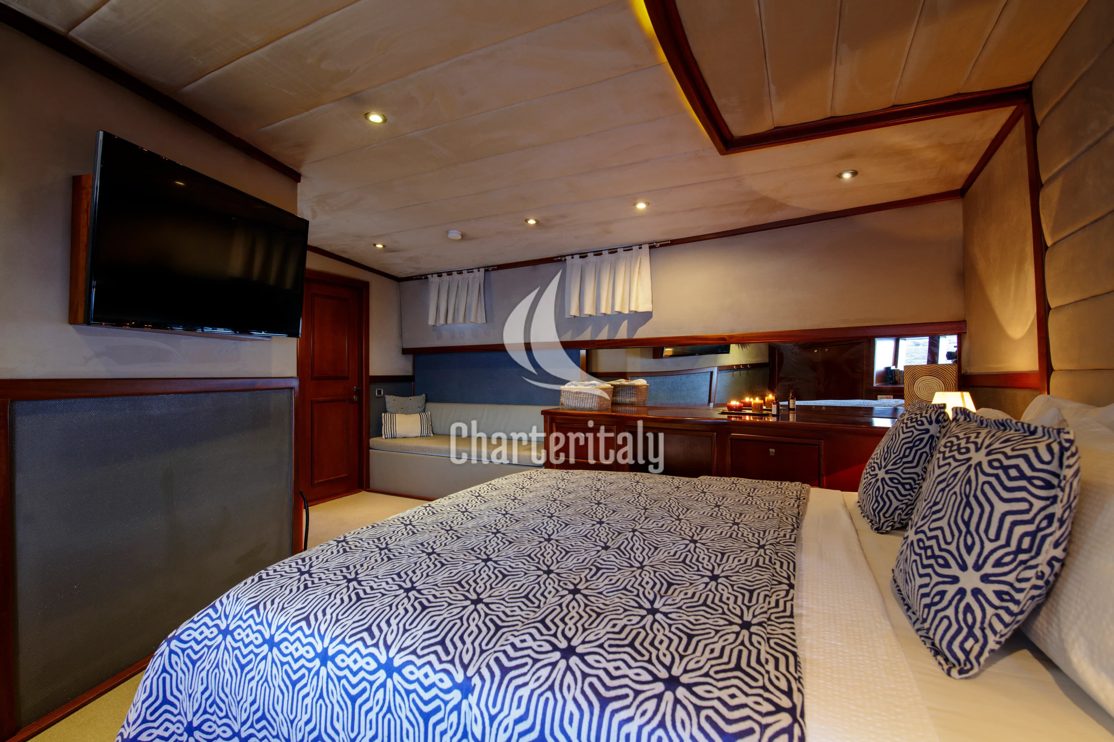 Motor sailer - Premium - 34