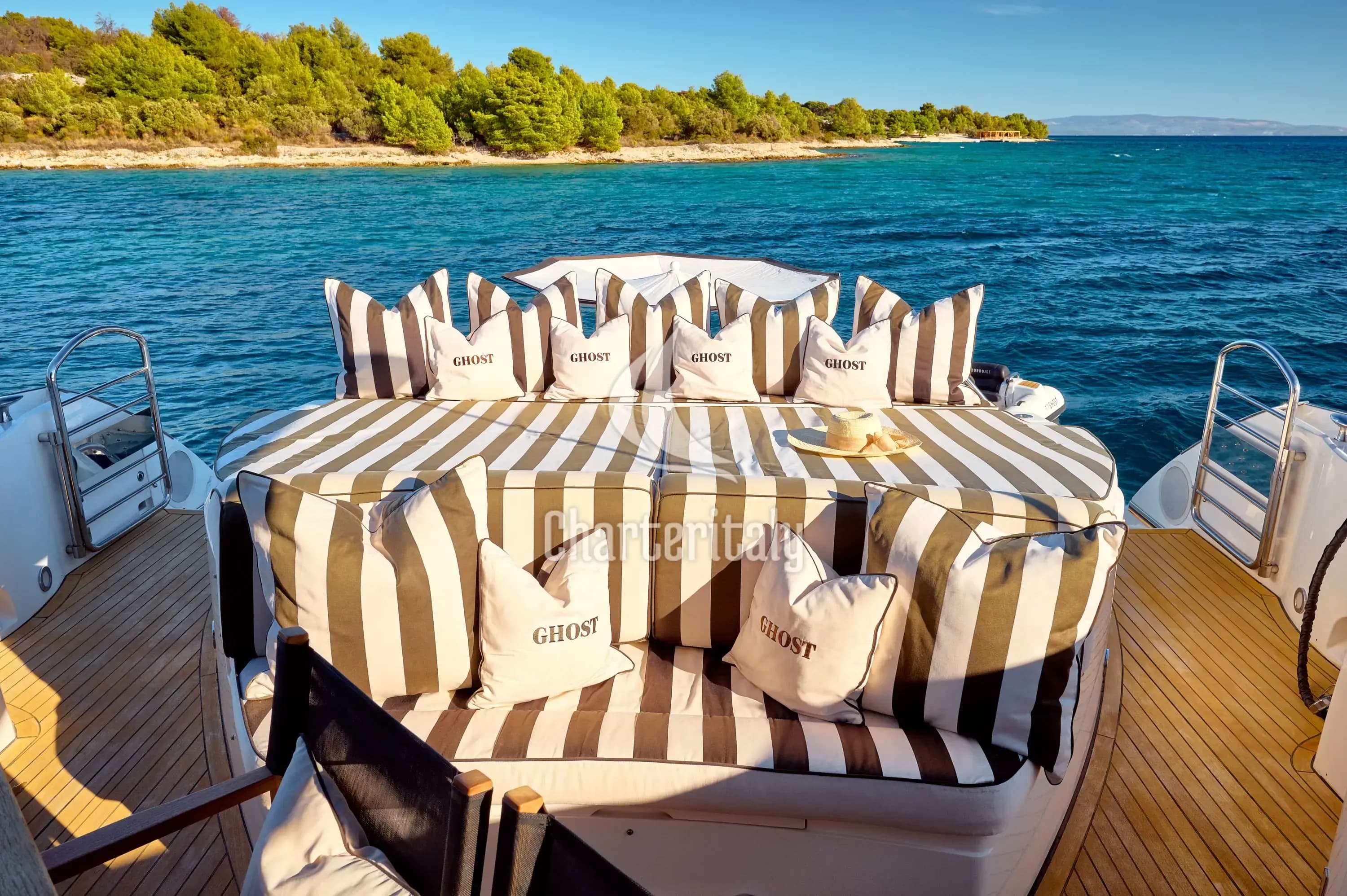 Sunseeker Predator 72 - Ghost - 17