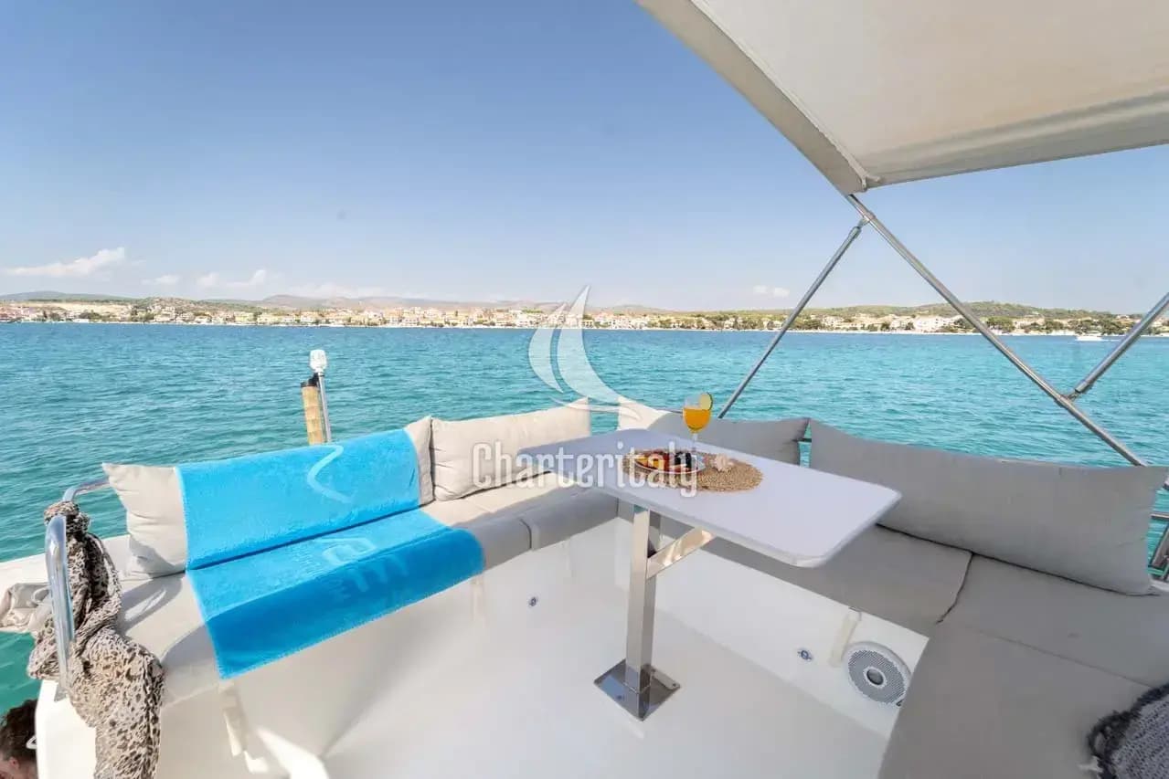 Fountaine Pajot MY 37 - Kalea - 9