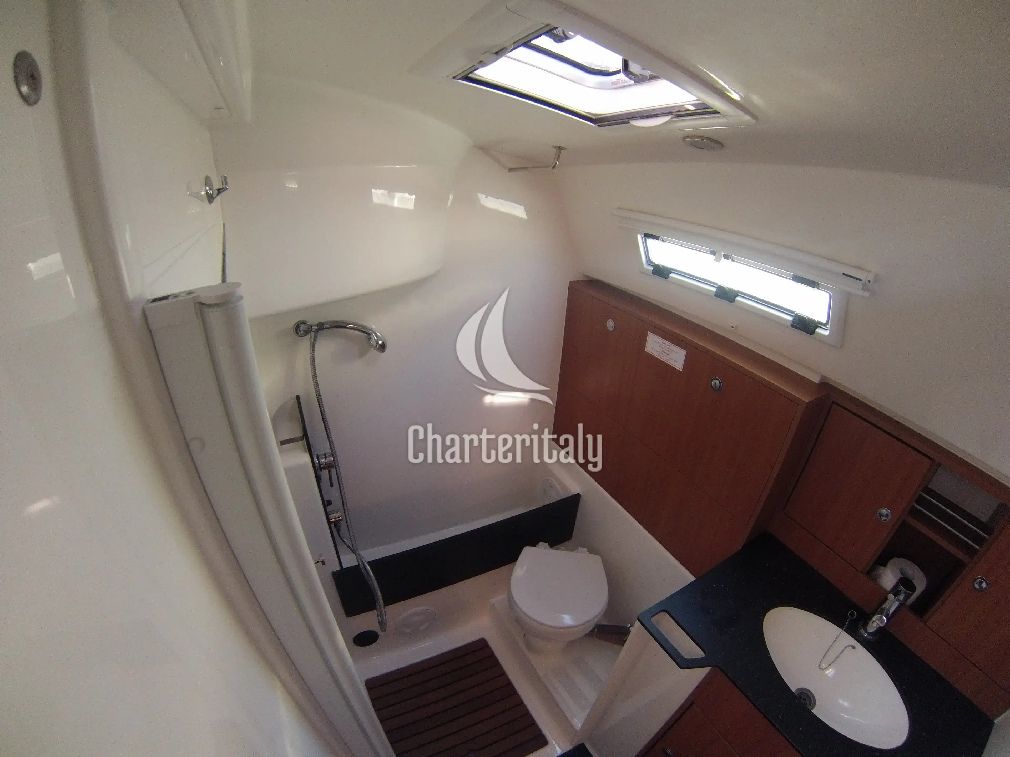 Bavaria 36 Cruiser - Coregone - 5